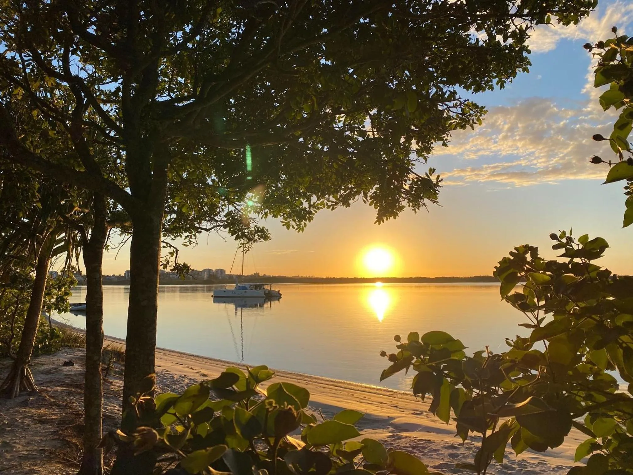 Sunrise in Belvedere Apartments