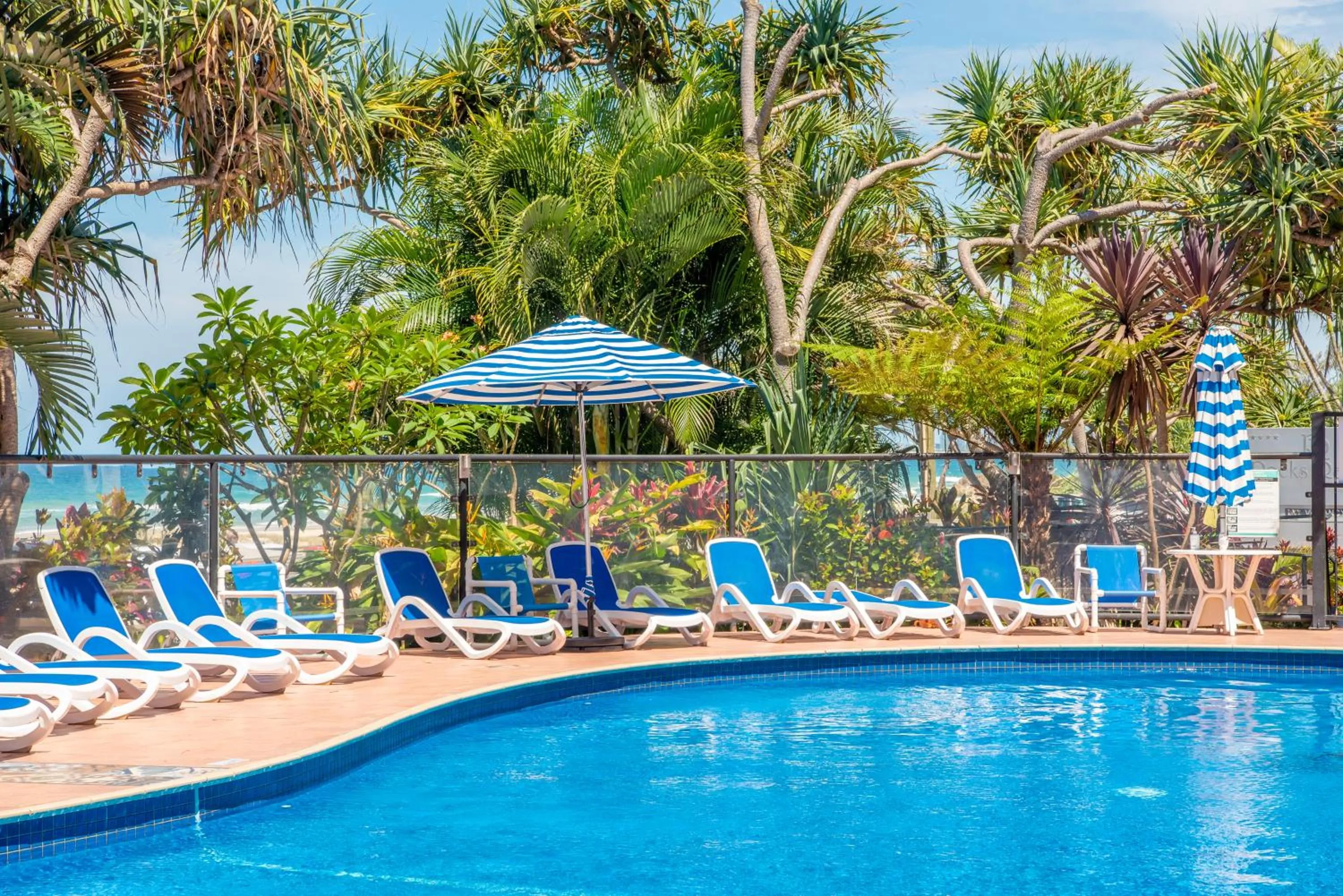 The Rocks Resort - Official