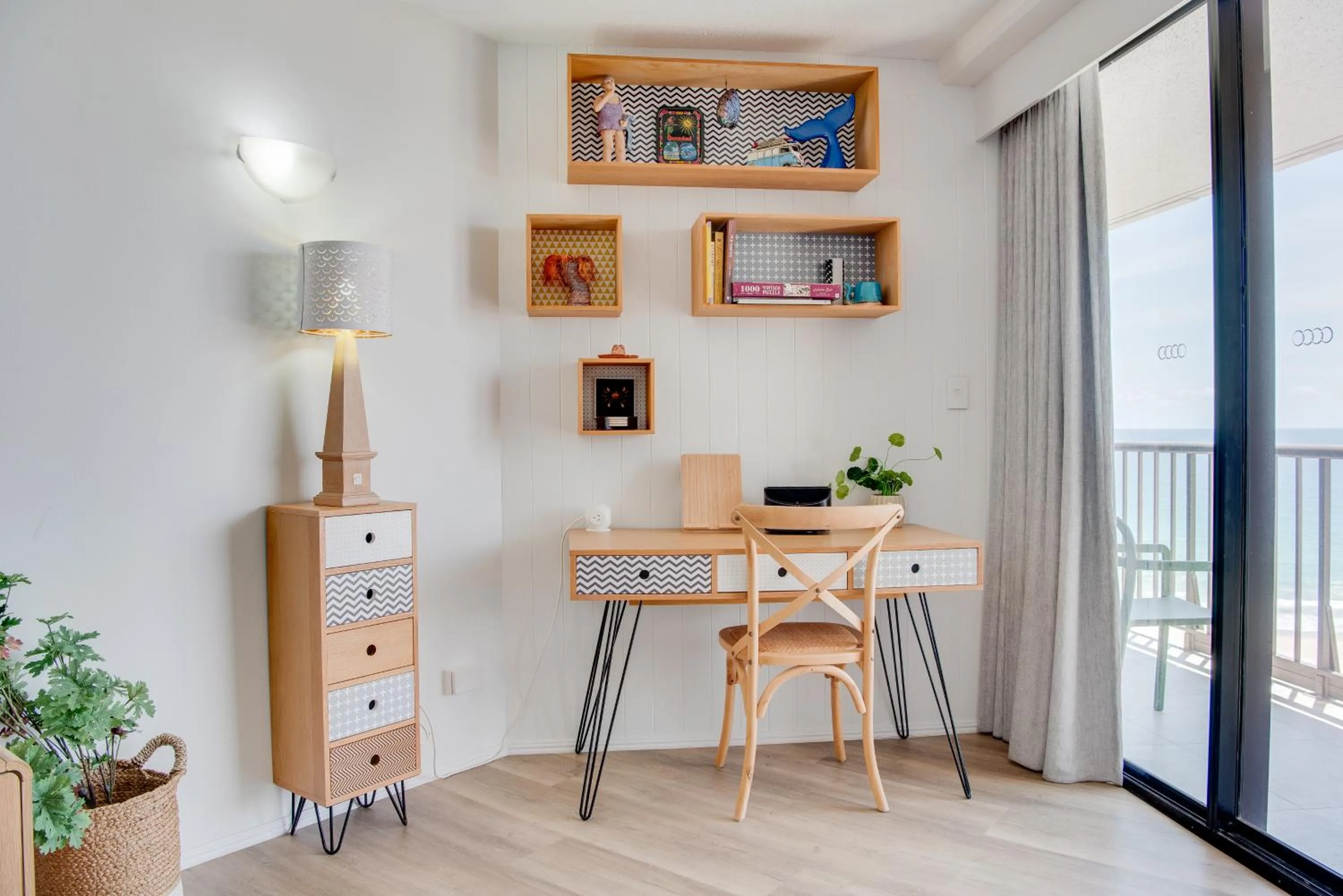 Business facilities in The Rocks Resort - Official