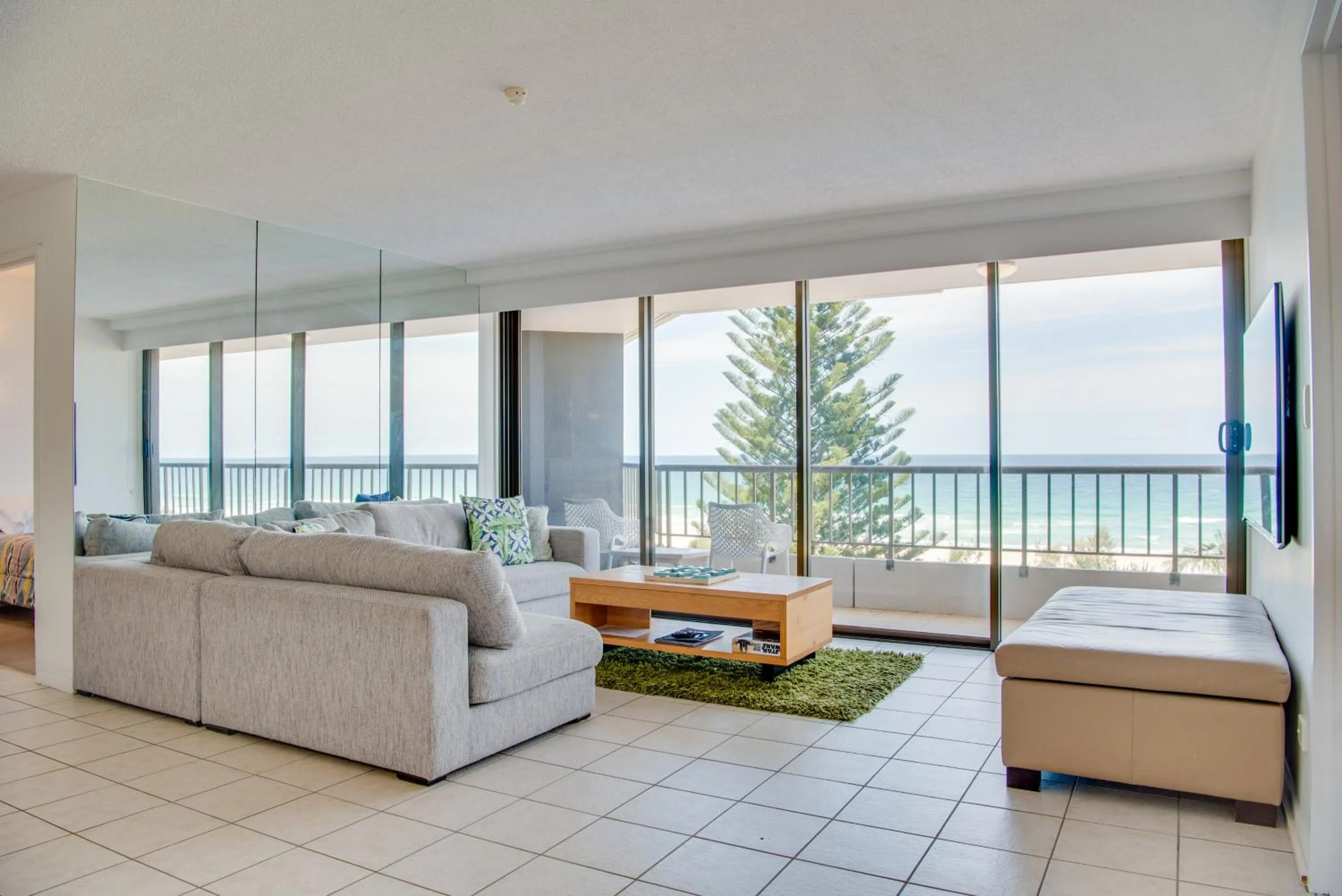 The Rocks Resort - Official