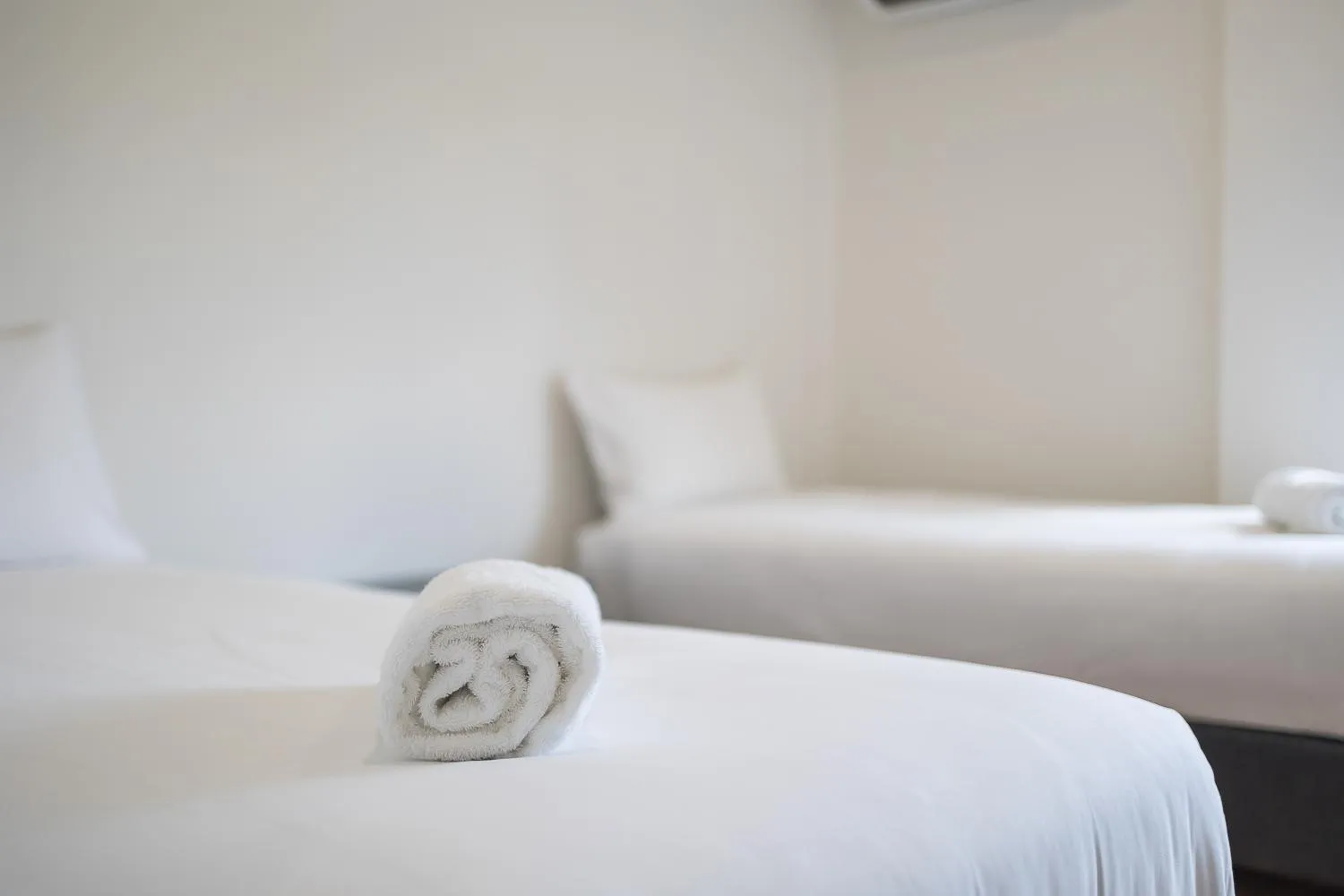 Bed in Parkview Motor Inn