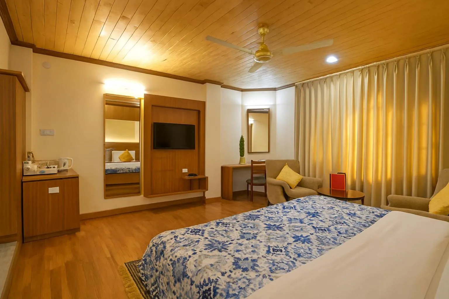 TV and multimedia, Bed in Vilasa Lall Ji Resort