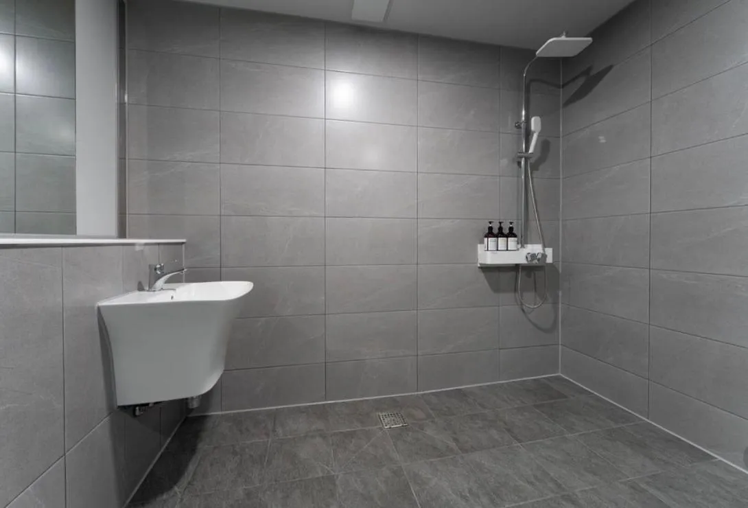 Bathroom in Hotel Diamant