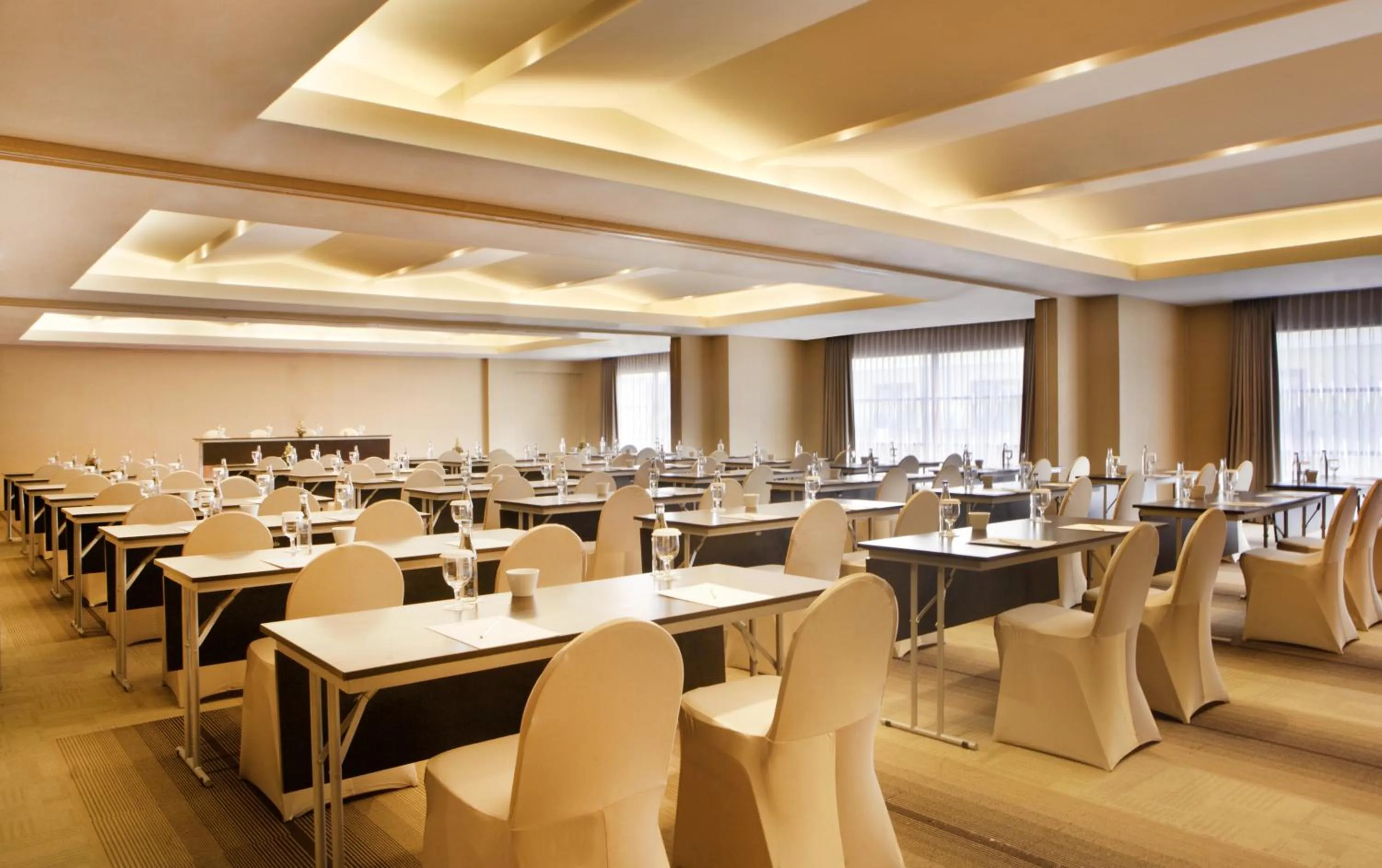 Business facilities in Sense Sunset Hotel Seminyak