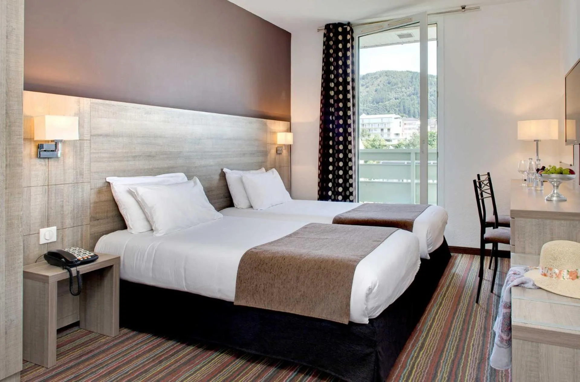 Bedroom in Hôtel Beau Site