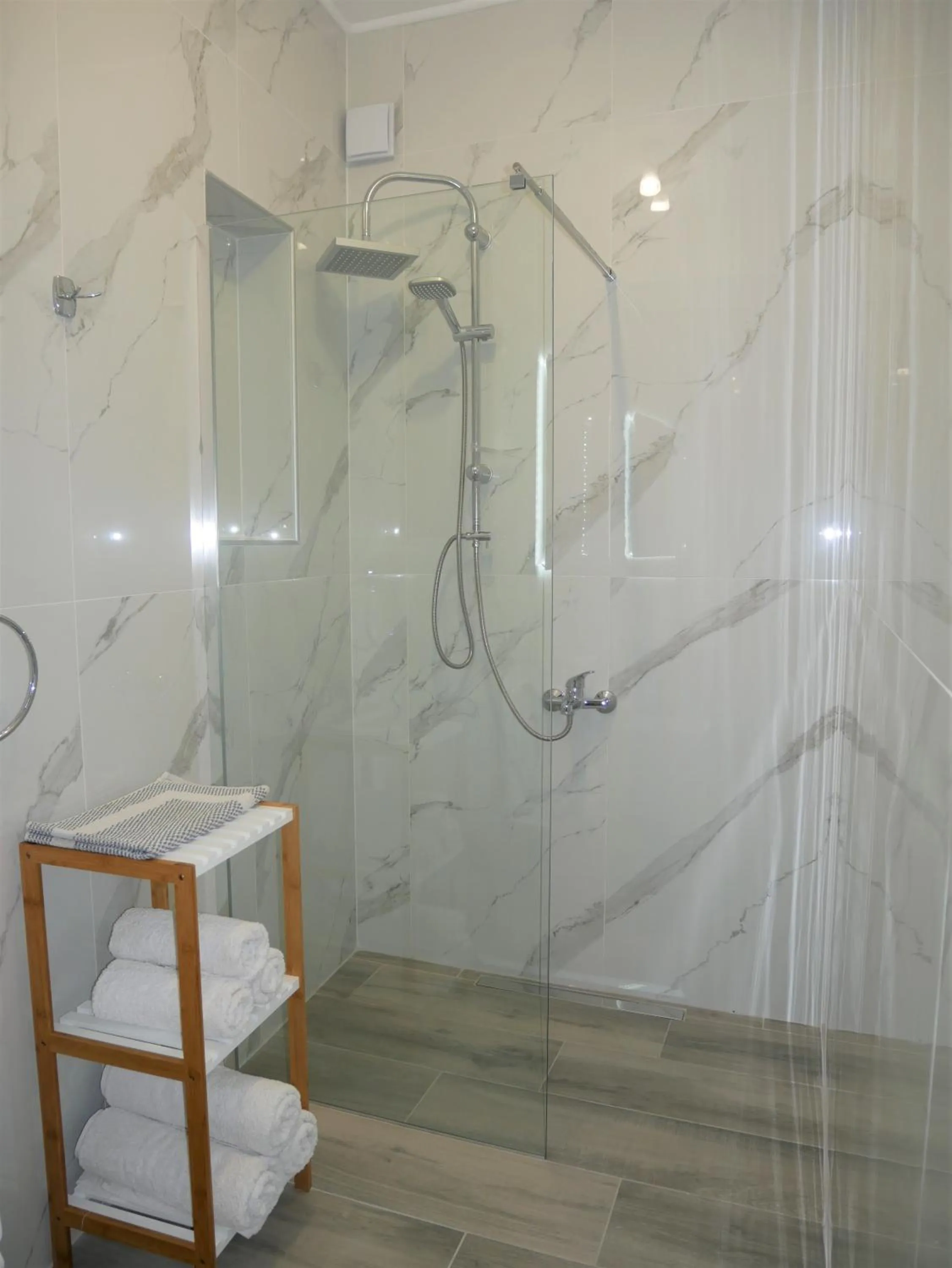 Bathroom in Sandra's Studios