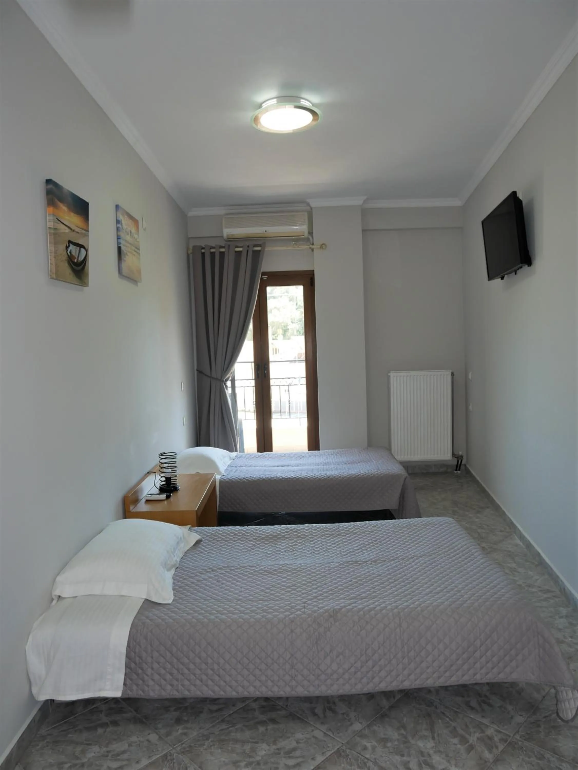 Bed in Sandra's Studios