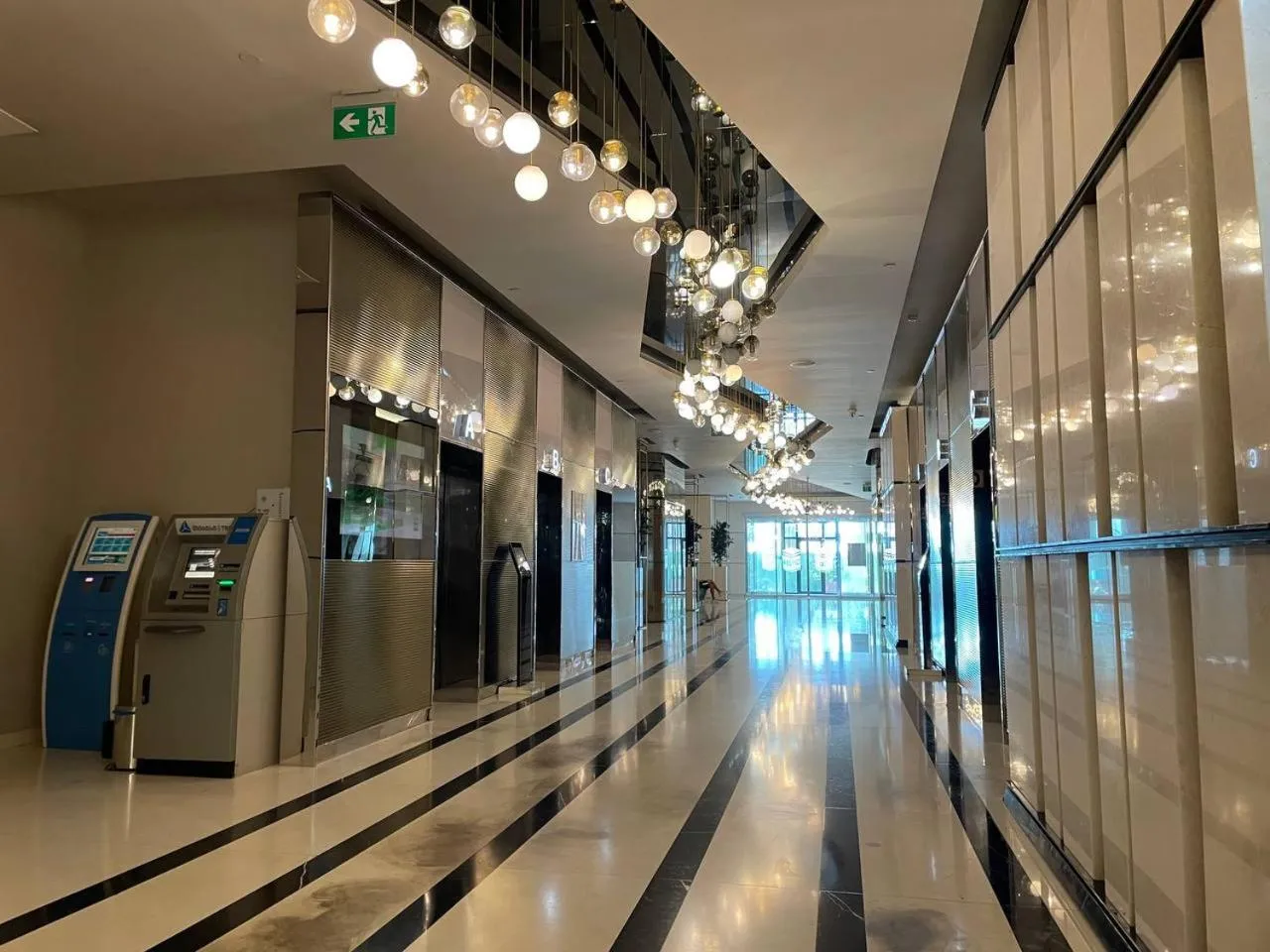 Communal lounge/ TV room in Real Beach Tower