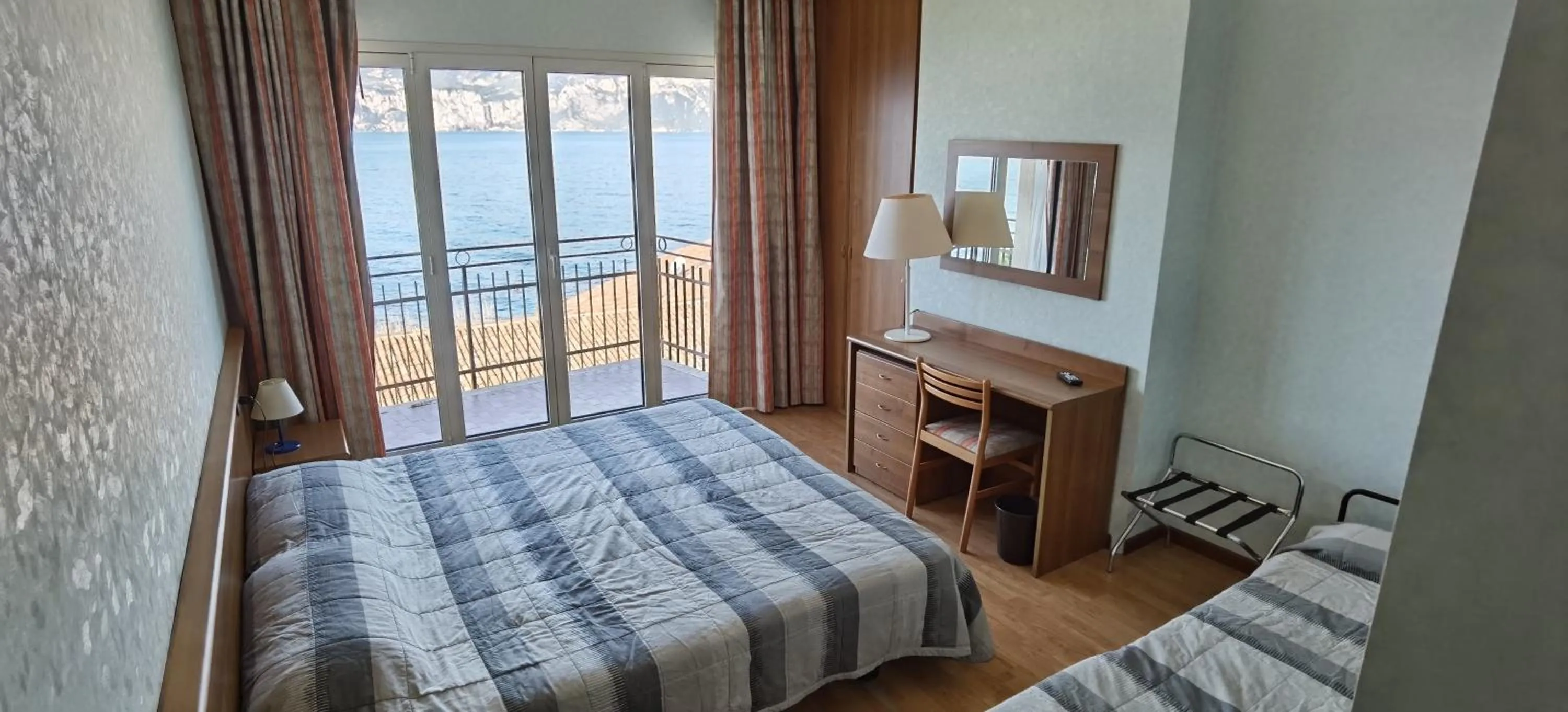 Photo of the whole room, Bed in Hotel Nike