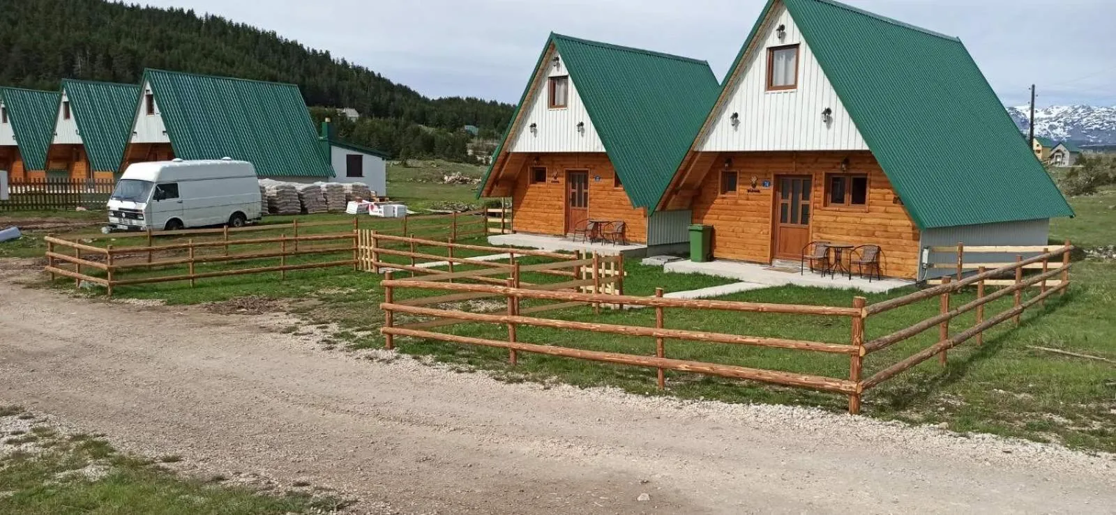 Family Houses Pleme