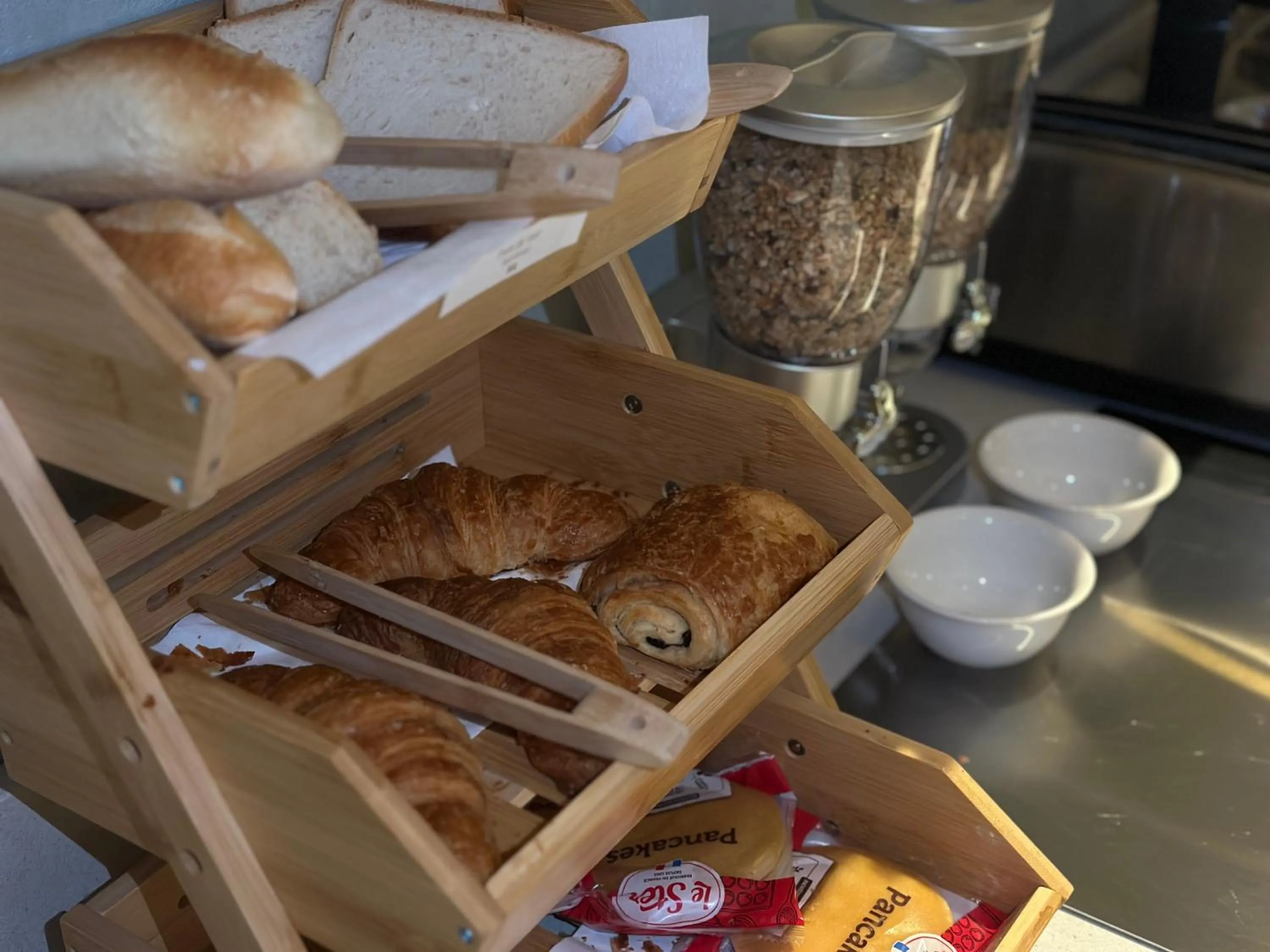 Buffet breakfast in Merryl Hotel