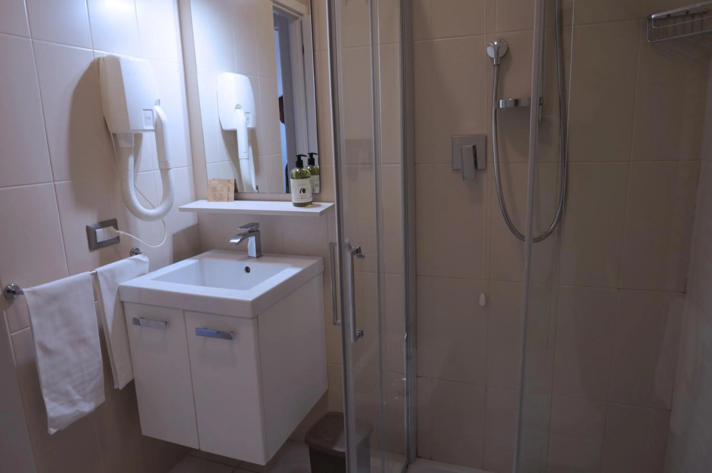 Shower in Residence Millecento - Aperto tutto l'anno