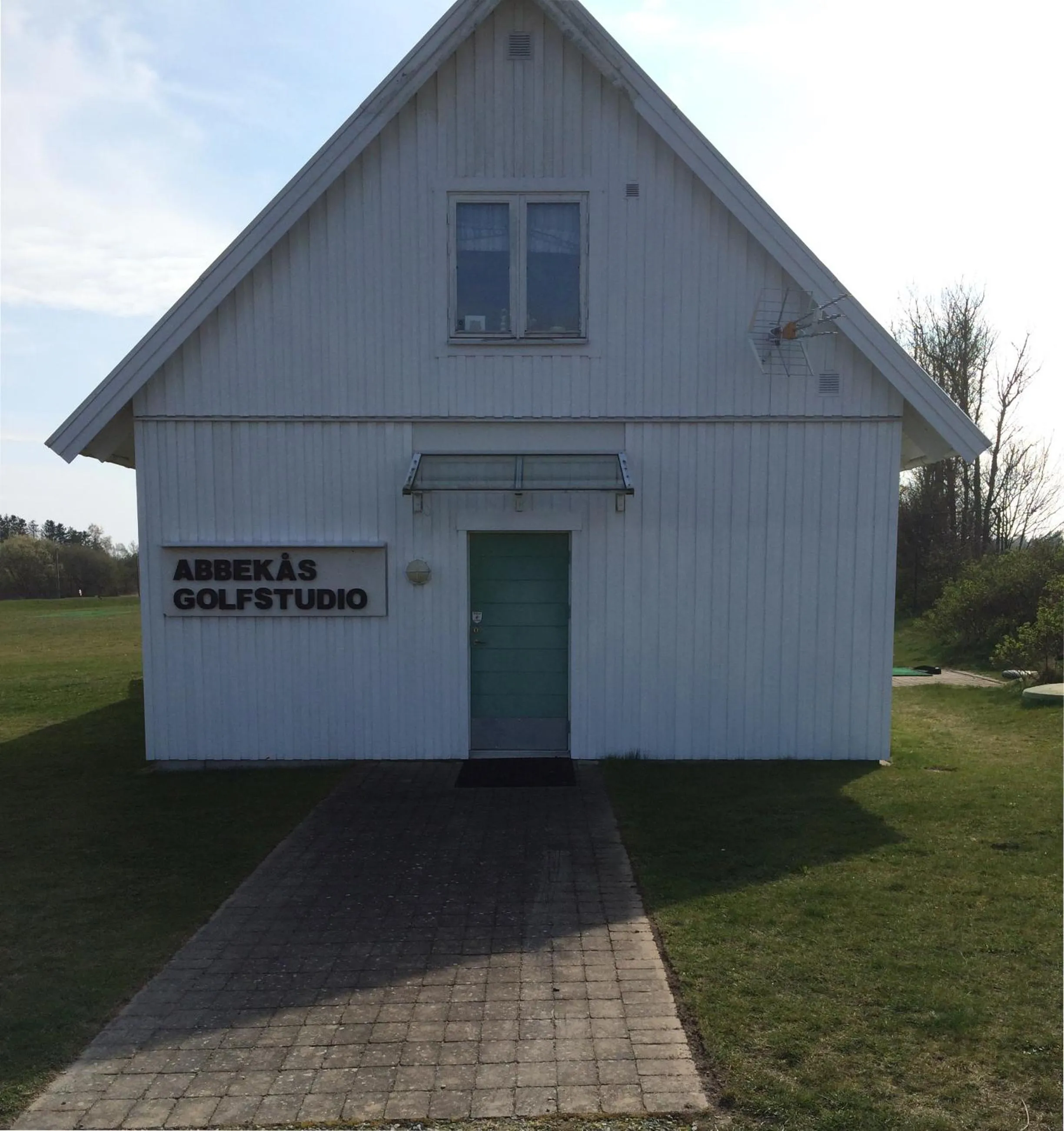 Property building in Abbekås Golfrestaurang & Hotell