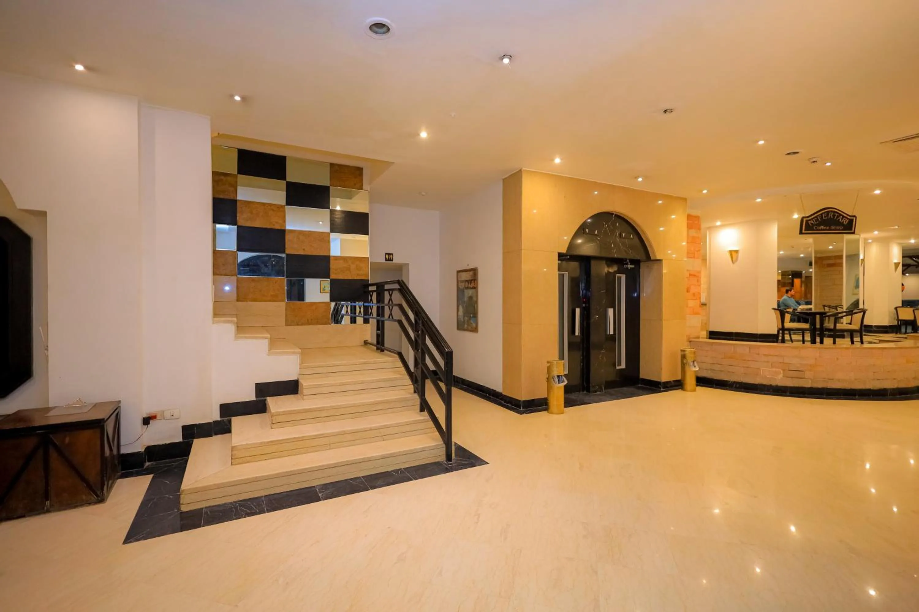 elevator in Cleopatra Hotel