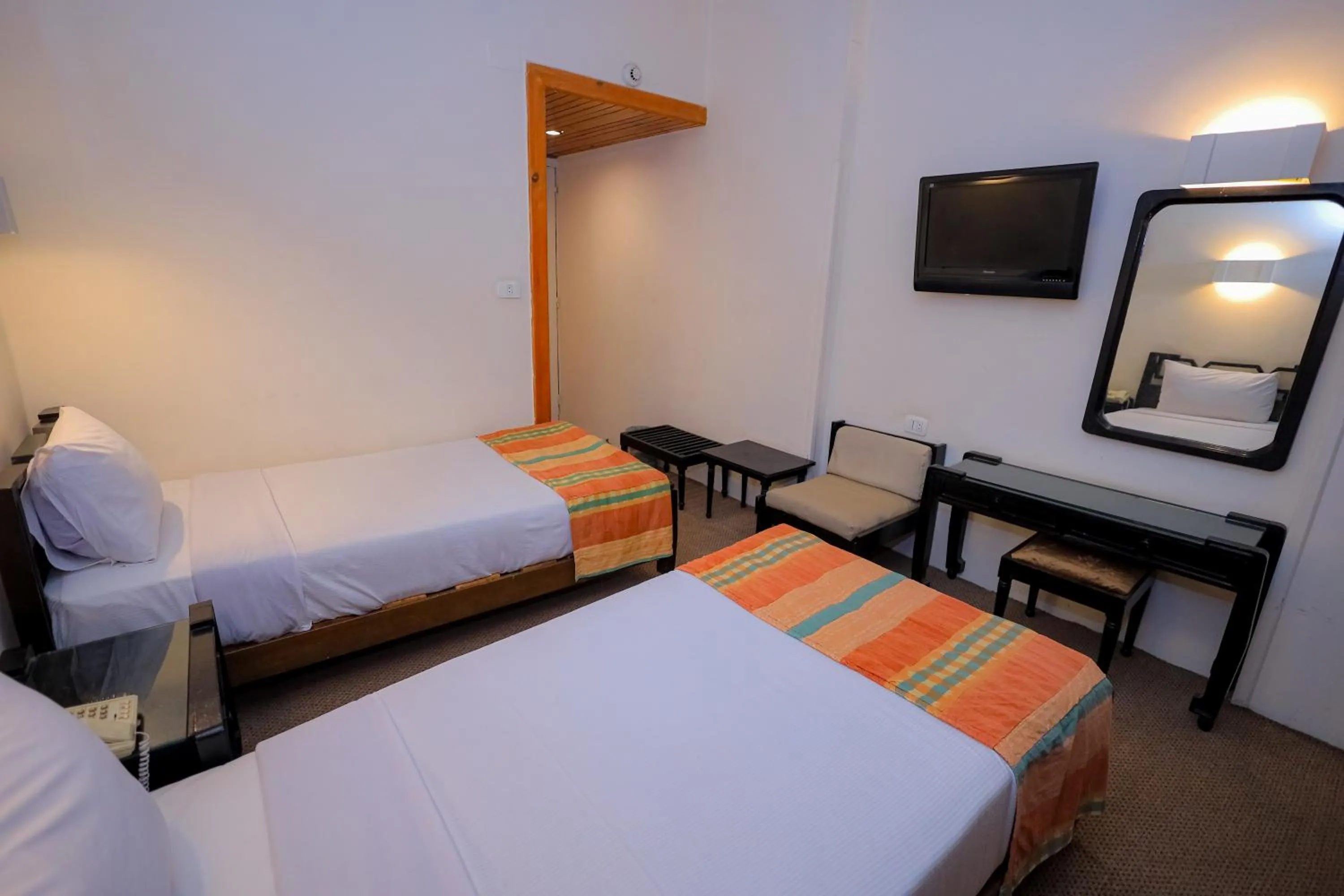 Photo of the whole room, Bed in Cleopatra Hotel