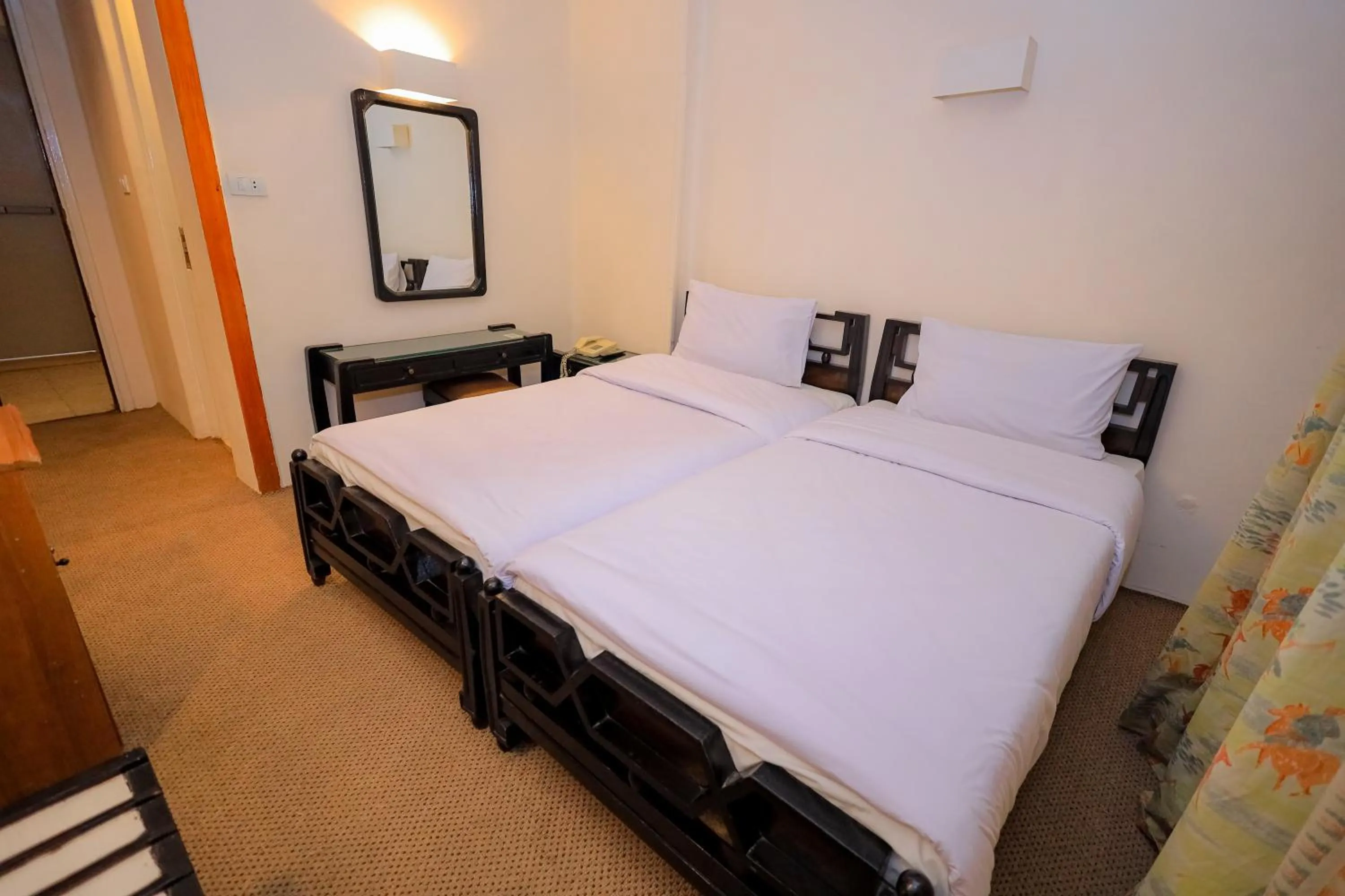 Photo of the whole room, Bed in Cleopatra Hotel