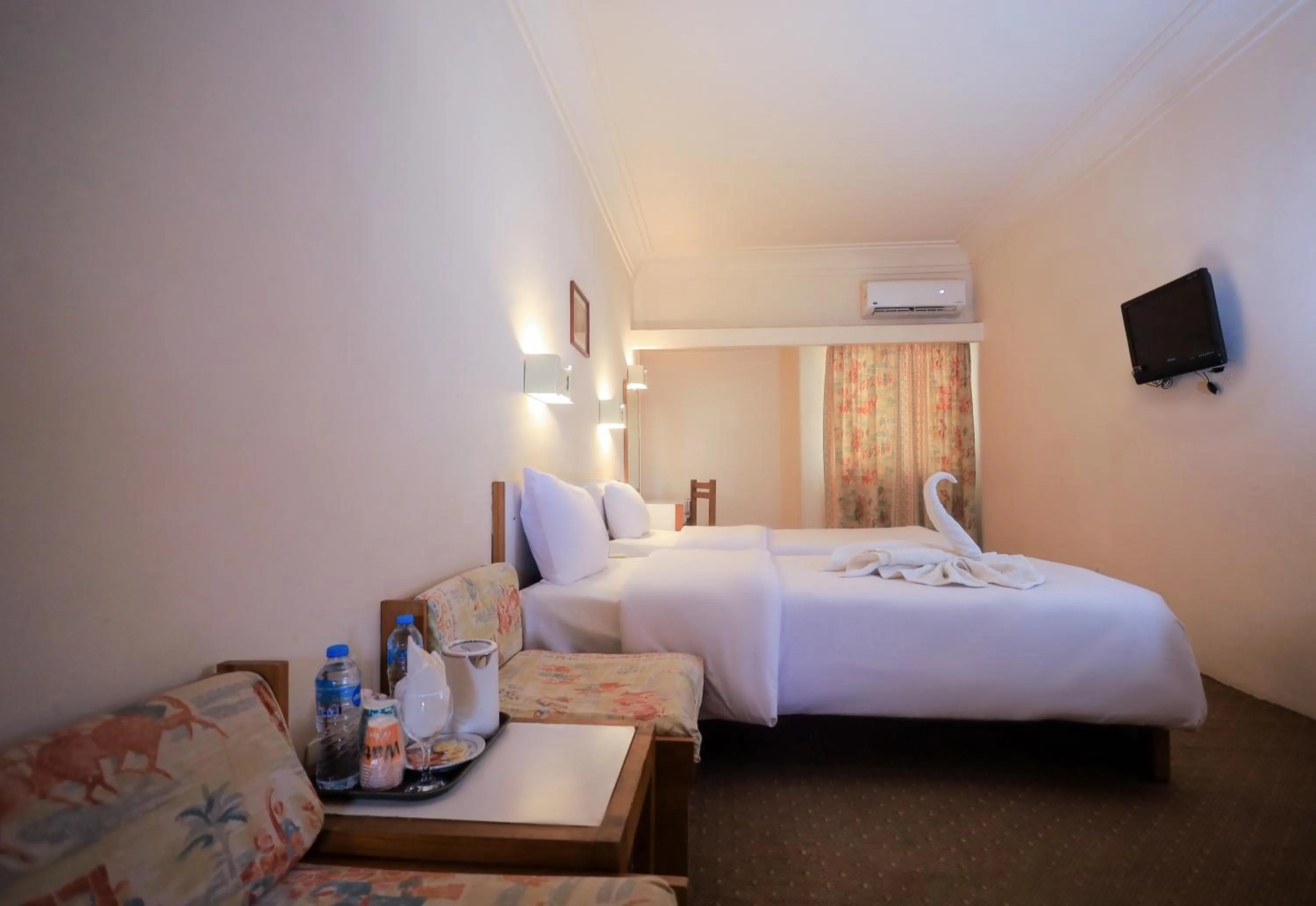 Bed in Cleopatra Hotel