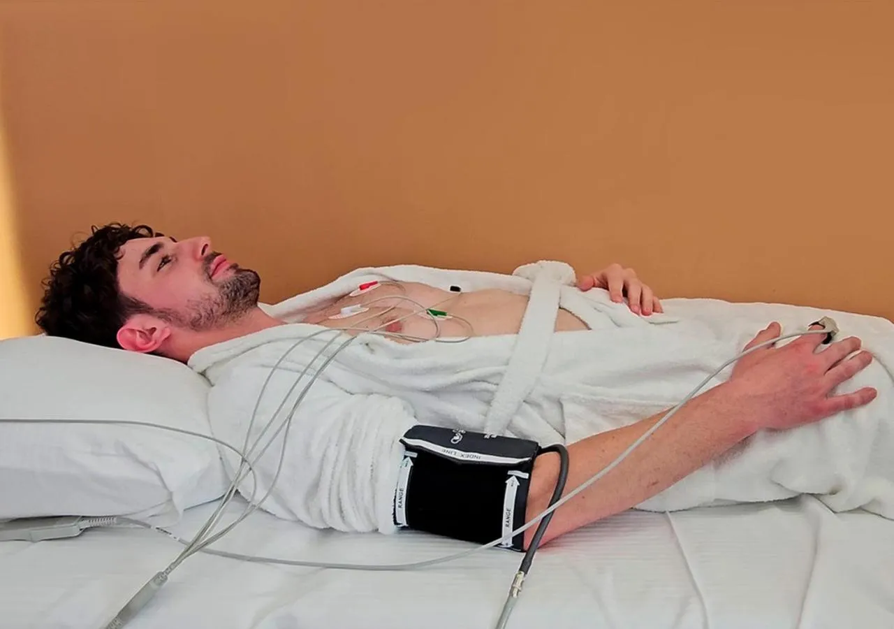 People, Bed in MEDWORLD Health & Rehabilitation Center Rixos Antalya