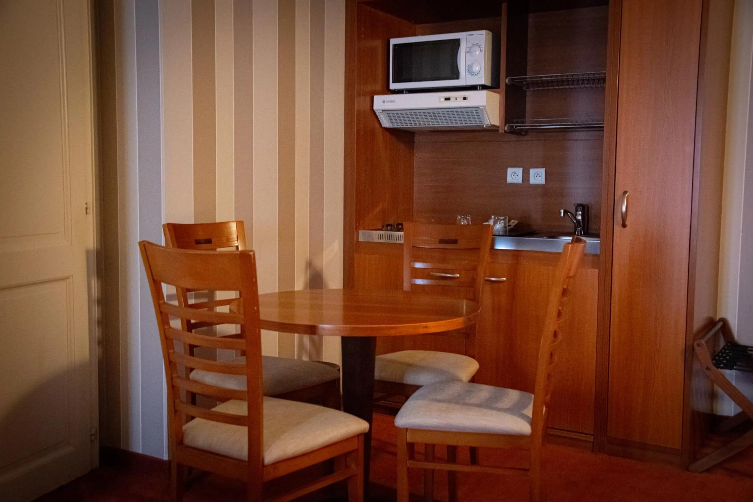 Dining area in Le Jean-Sébastien Bach