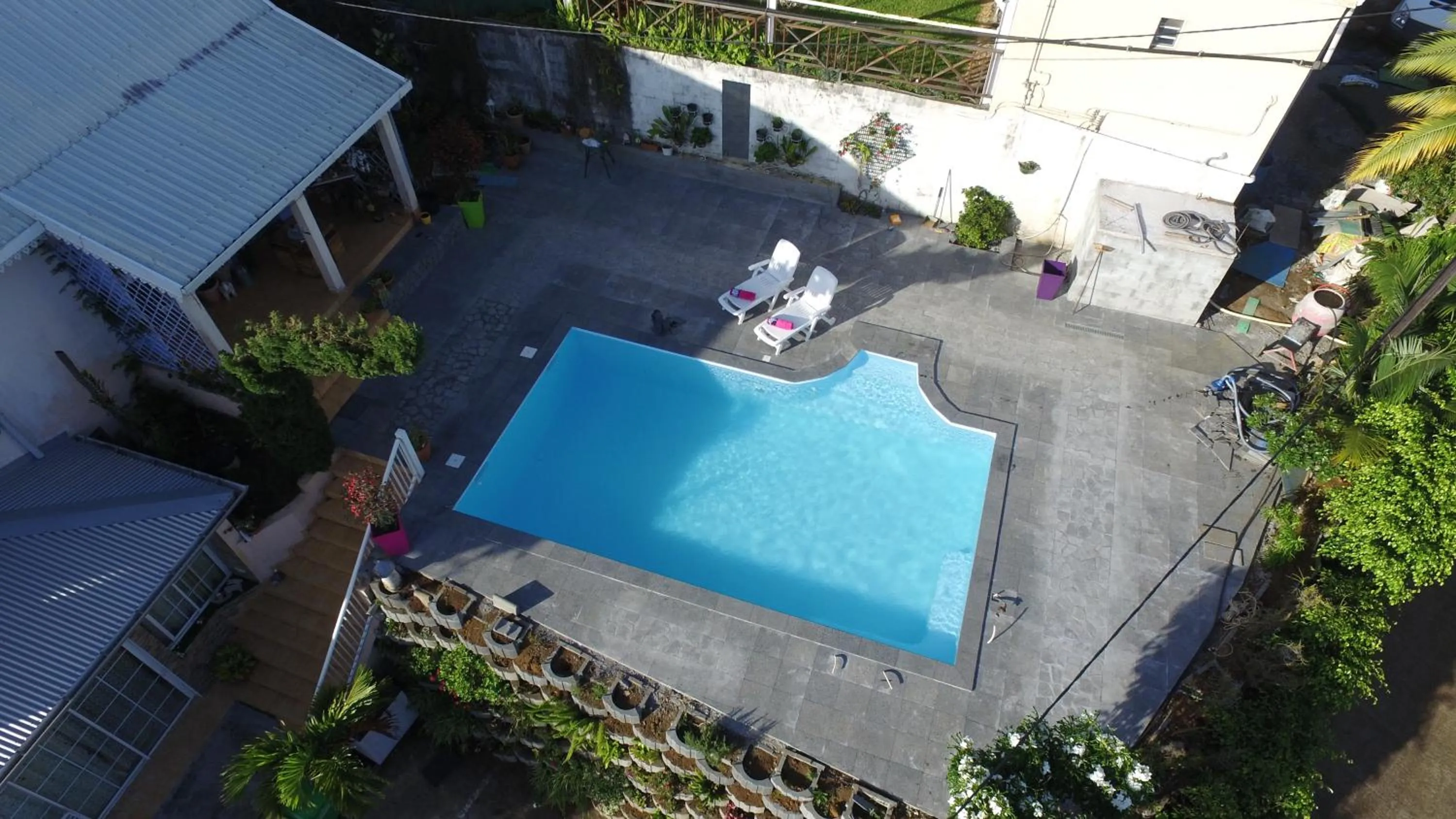 Pool view in ORKY-MEL