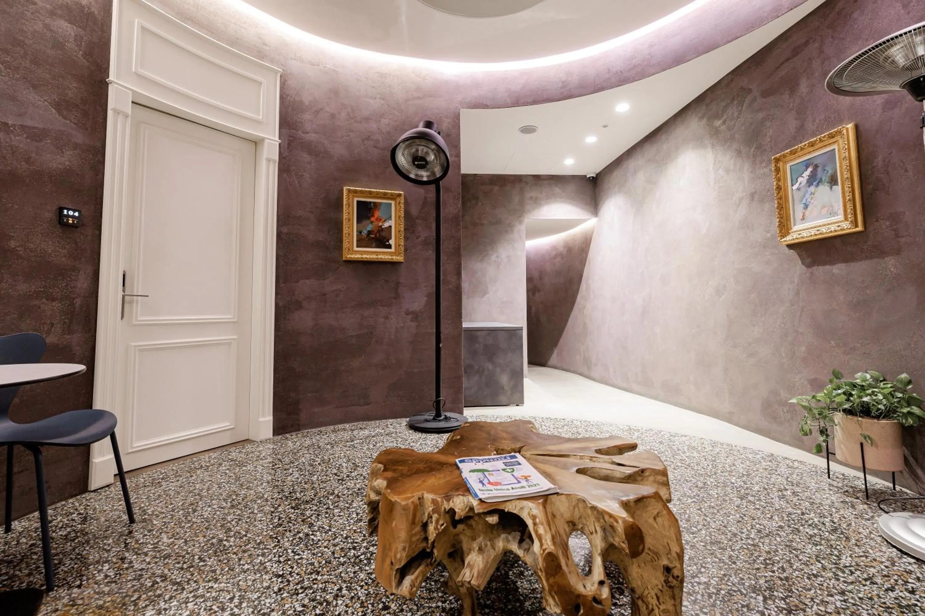 Seating area in Boutique Hotel Whisky