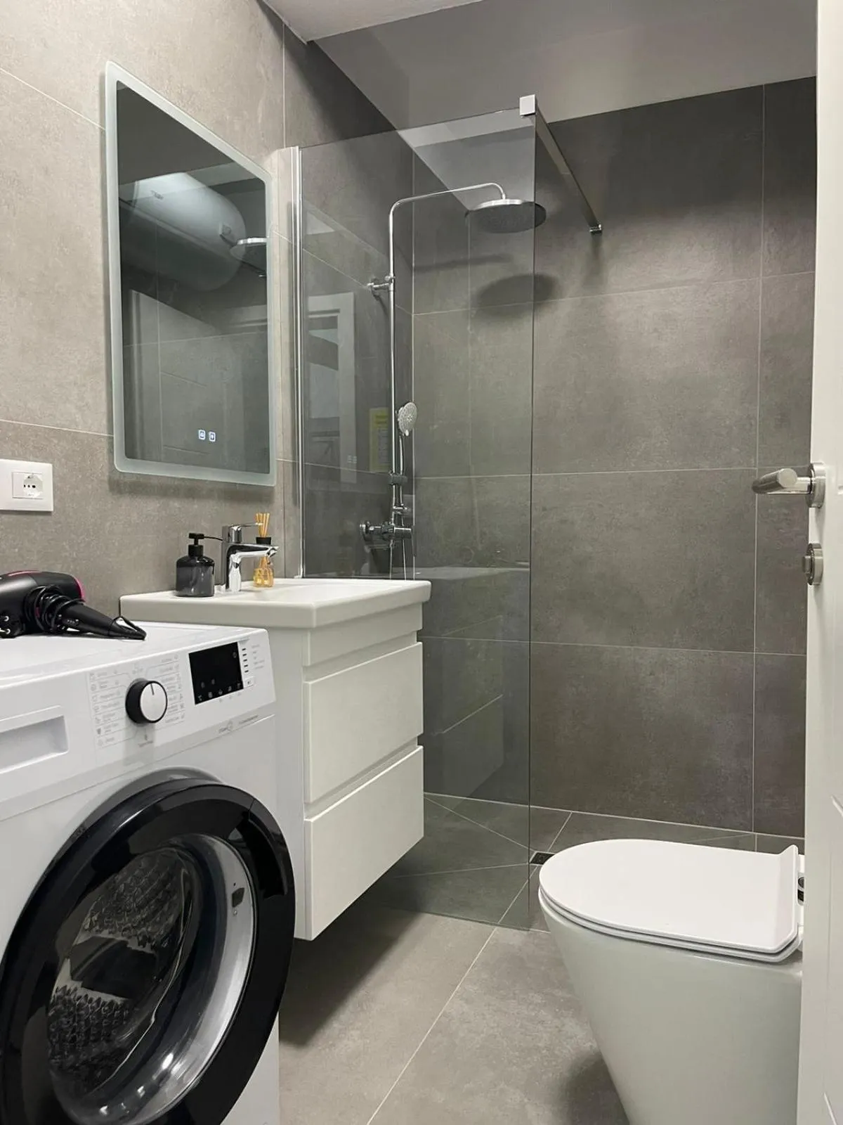 Shower in Boutique Hotel Whisky