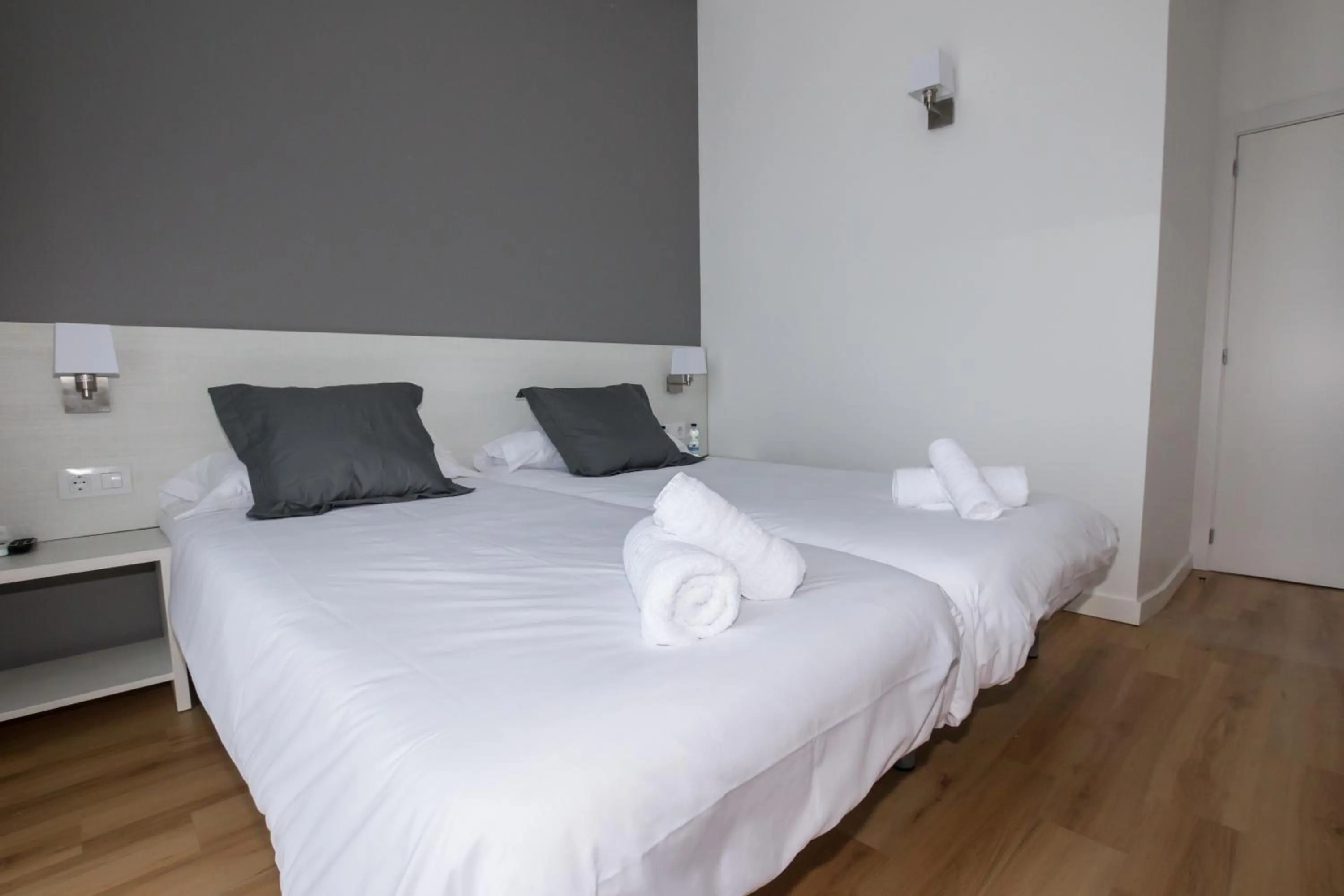 Bed in Hostalin Barcelona Gran Via