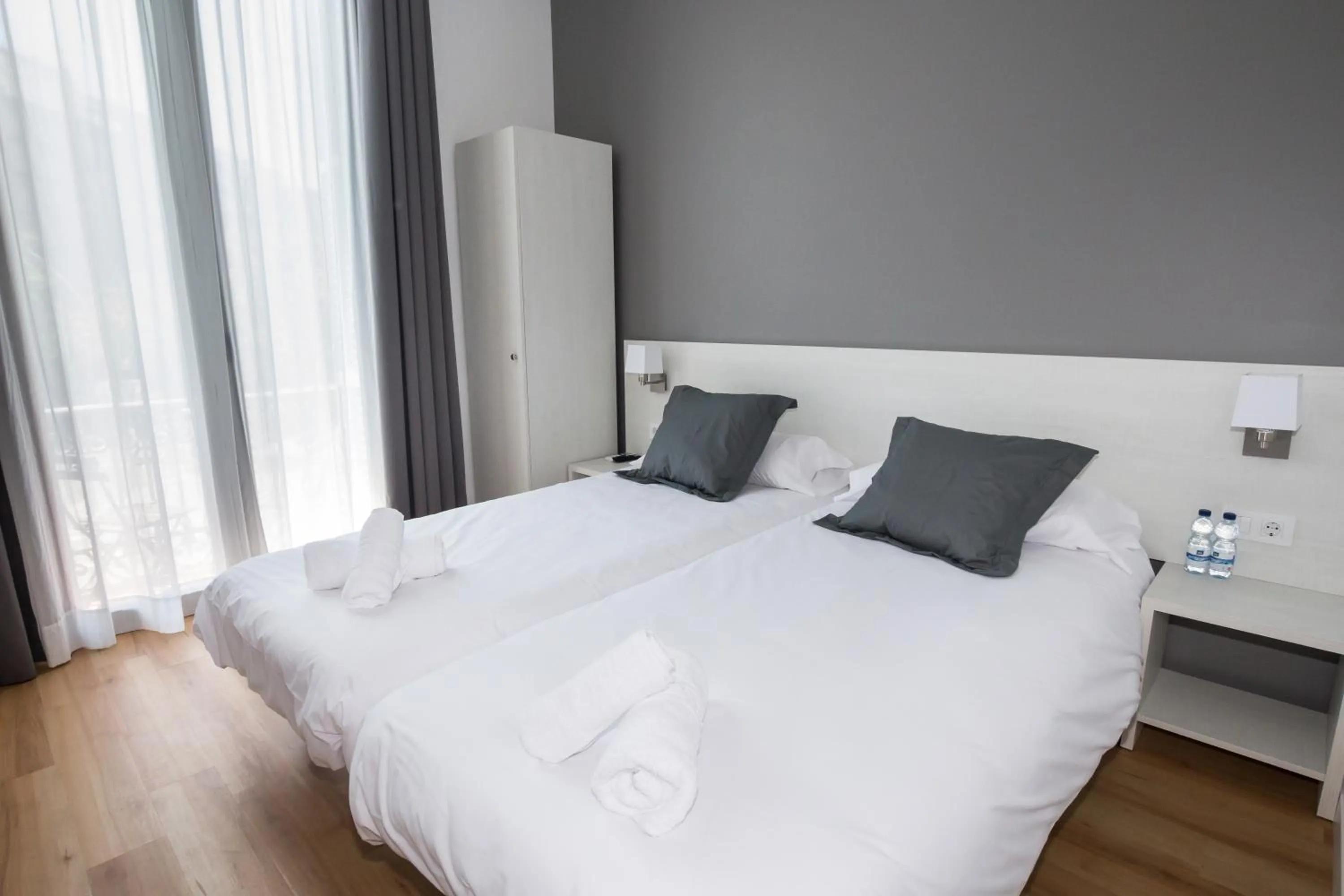 Bed in Hostalin Barcelona Gran Via