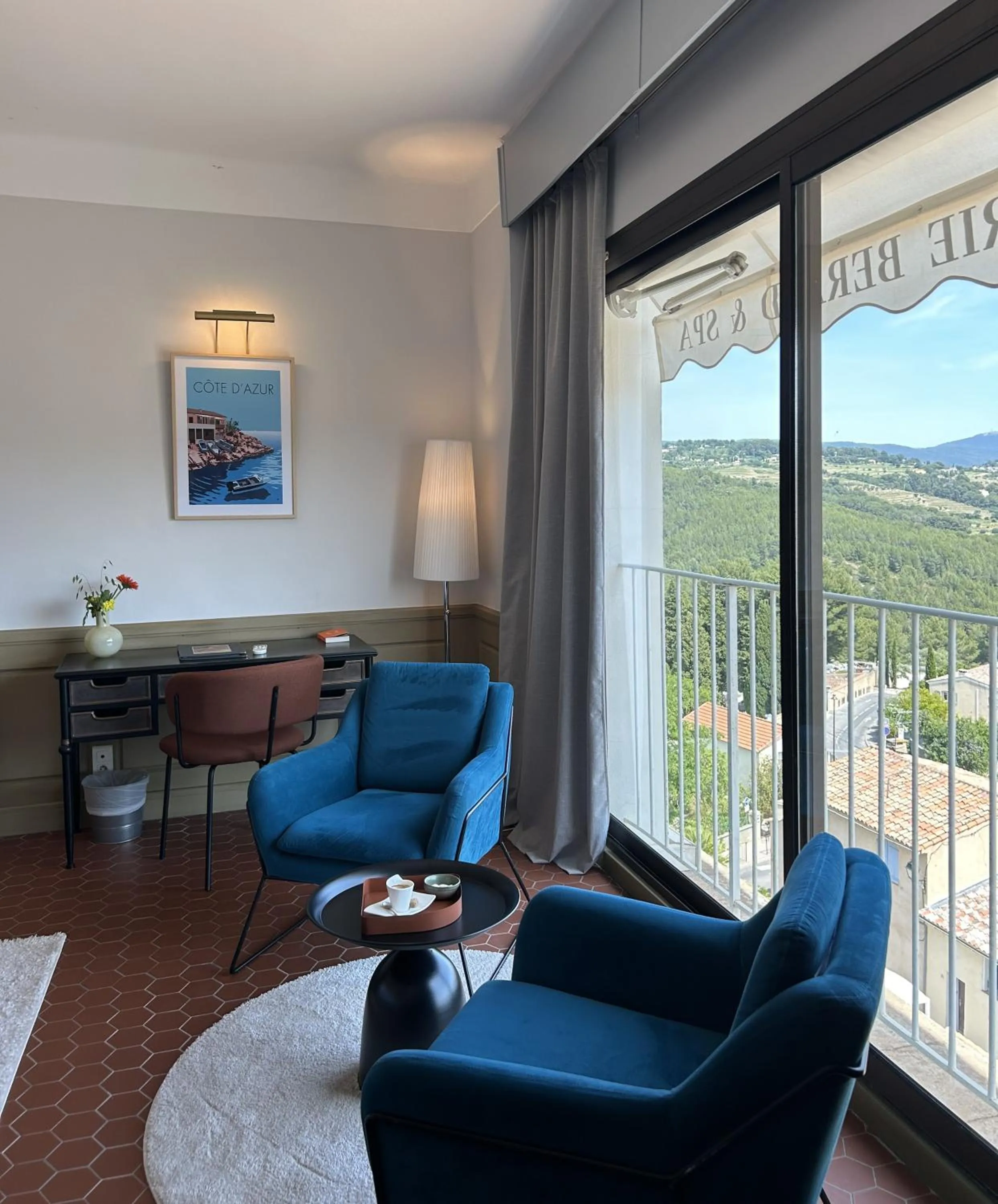 Natural landscape in Maison Bérard Hôtel - Restaurant - Spa