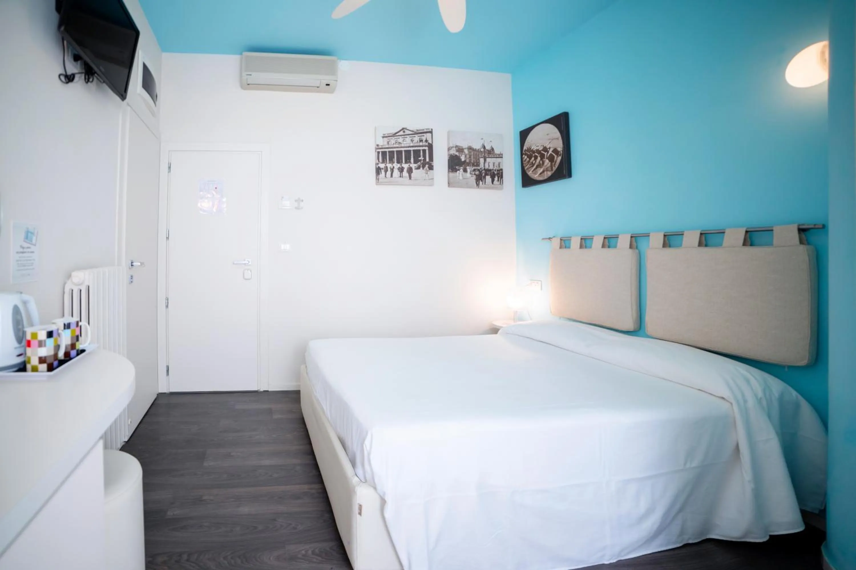 Bedroom, Bed in Hotel Casablanca