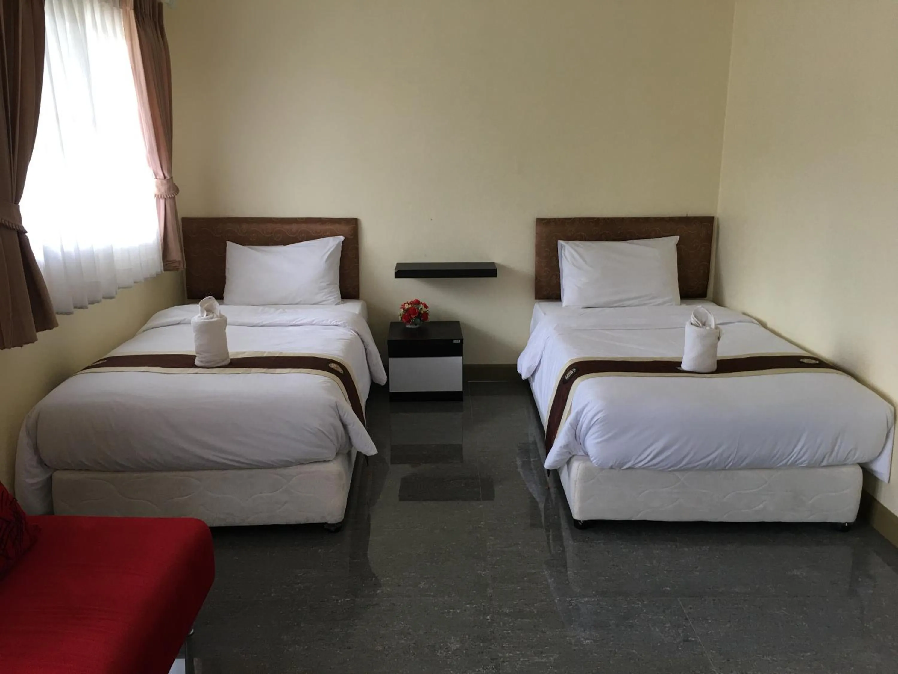 Bed in Siriburi Resort