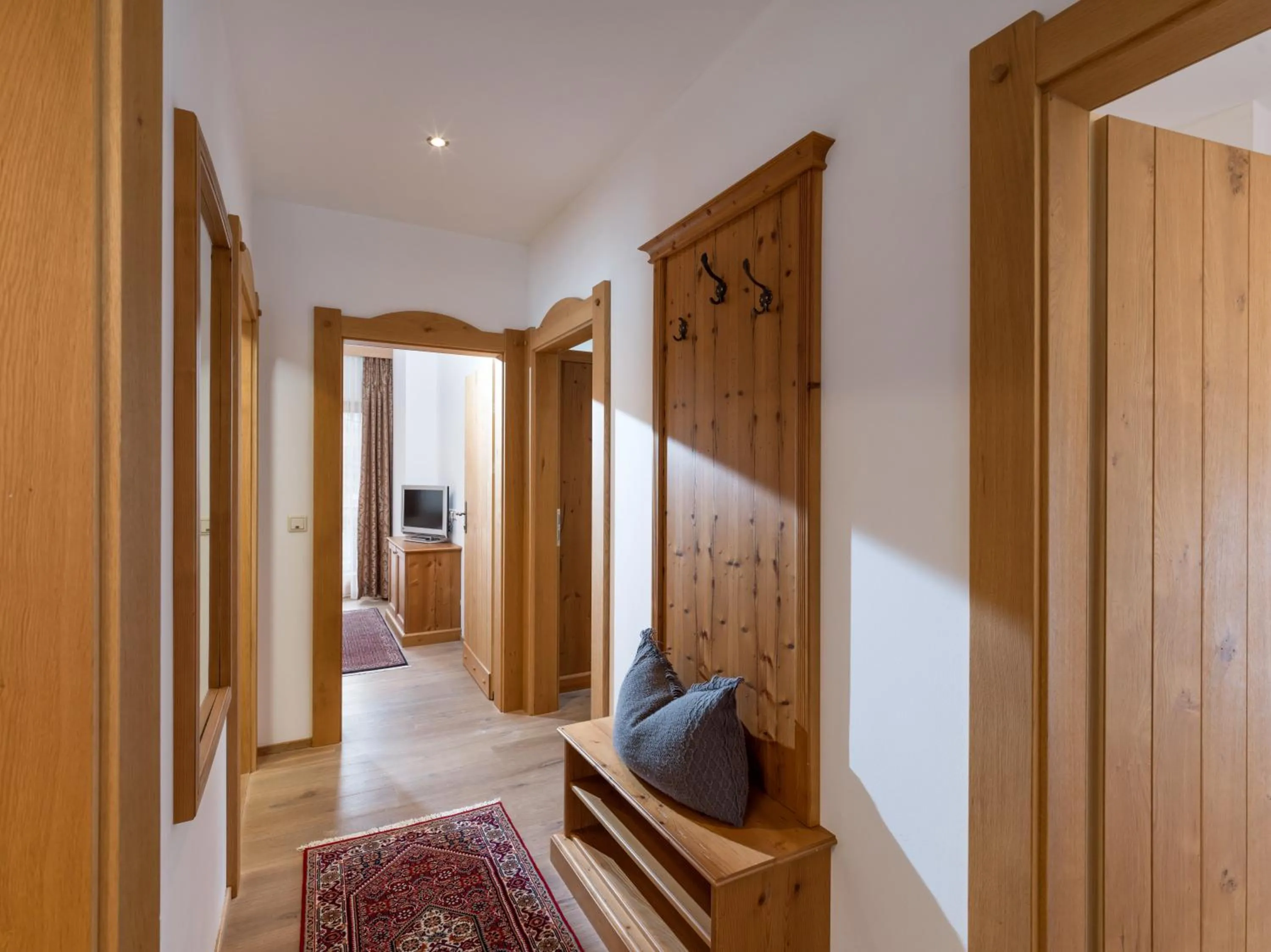 wardrobe in S'Dörfl Chalets