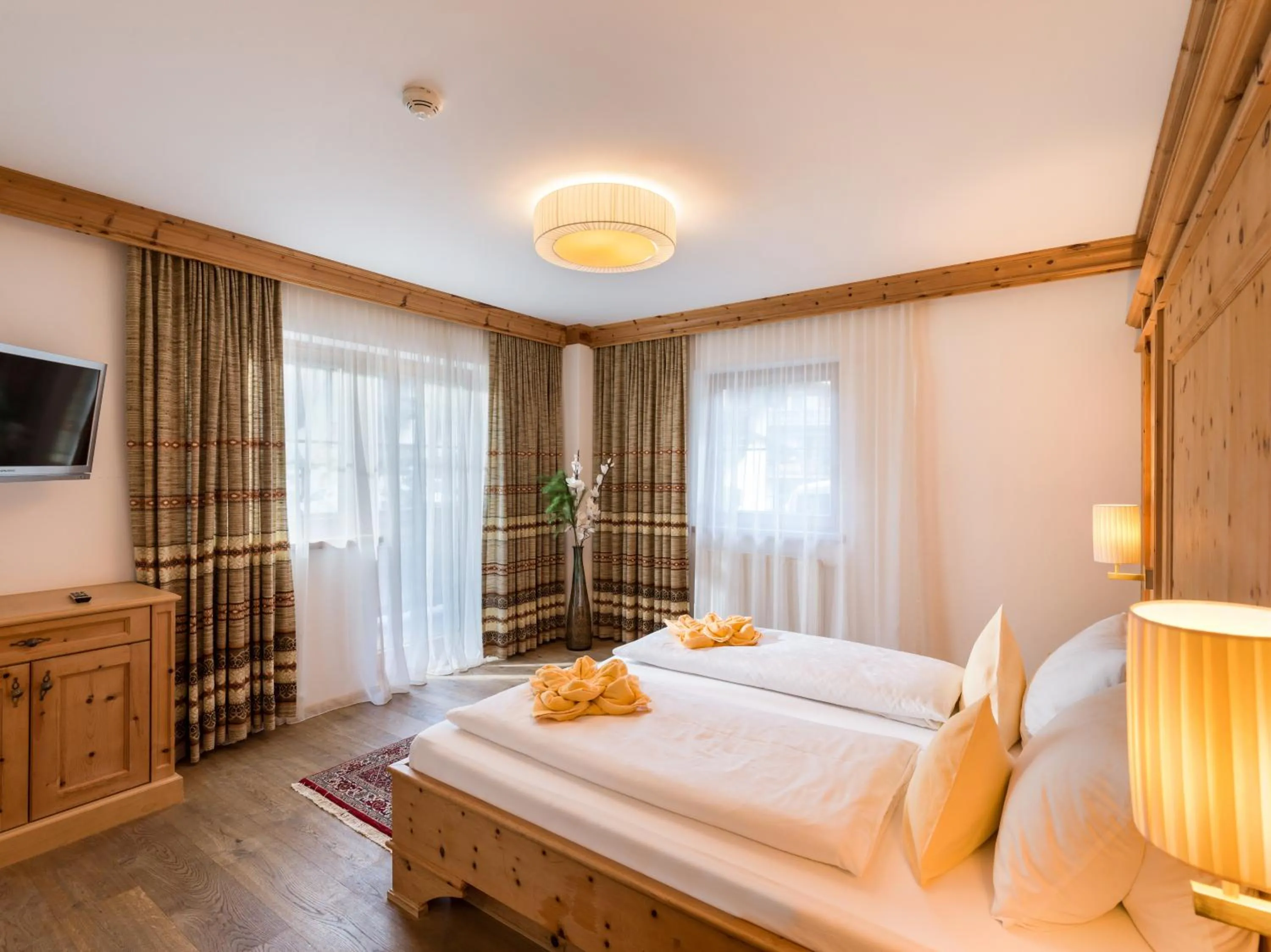 TV and multimedia, Bed in S'Dörfl Chalets
