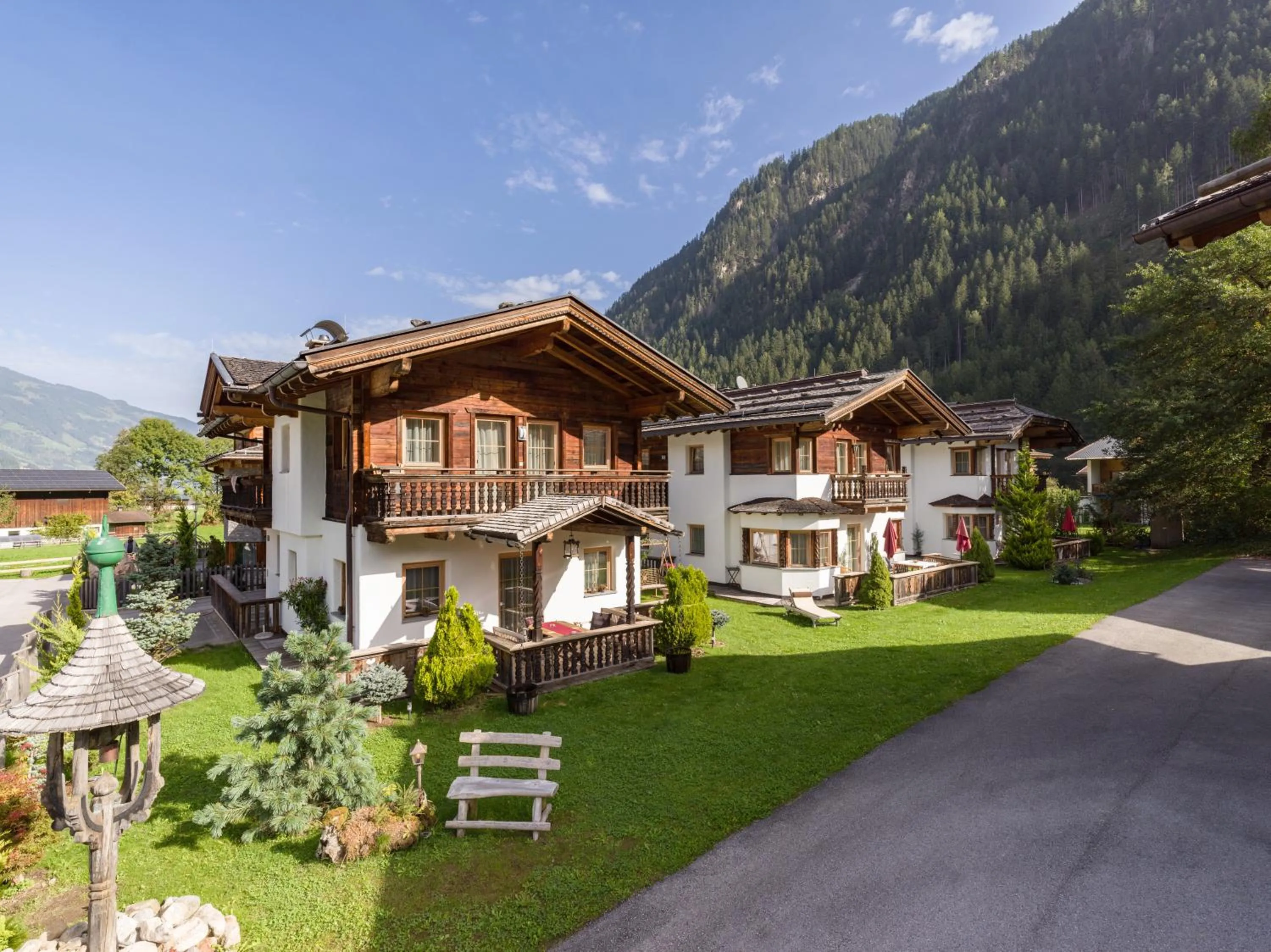 Property building in S'Dörfl Chalets