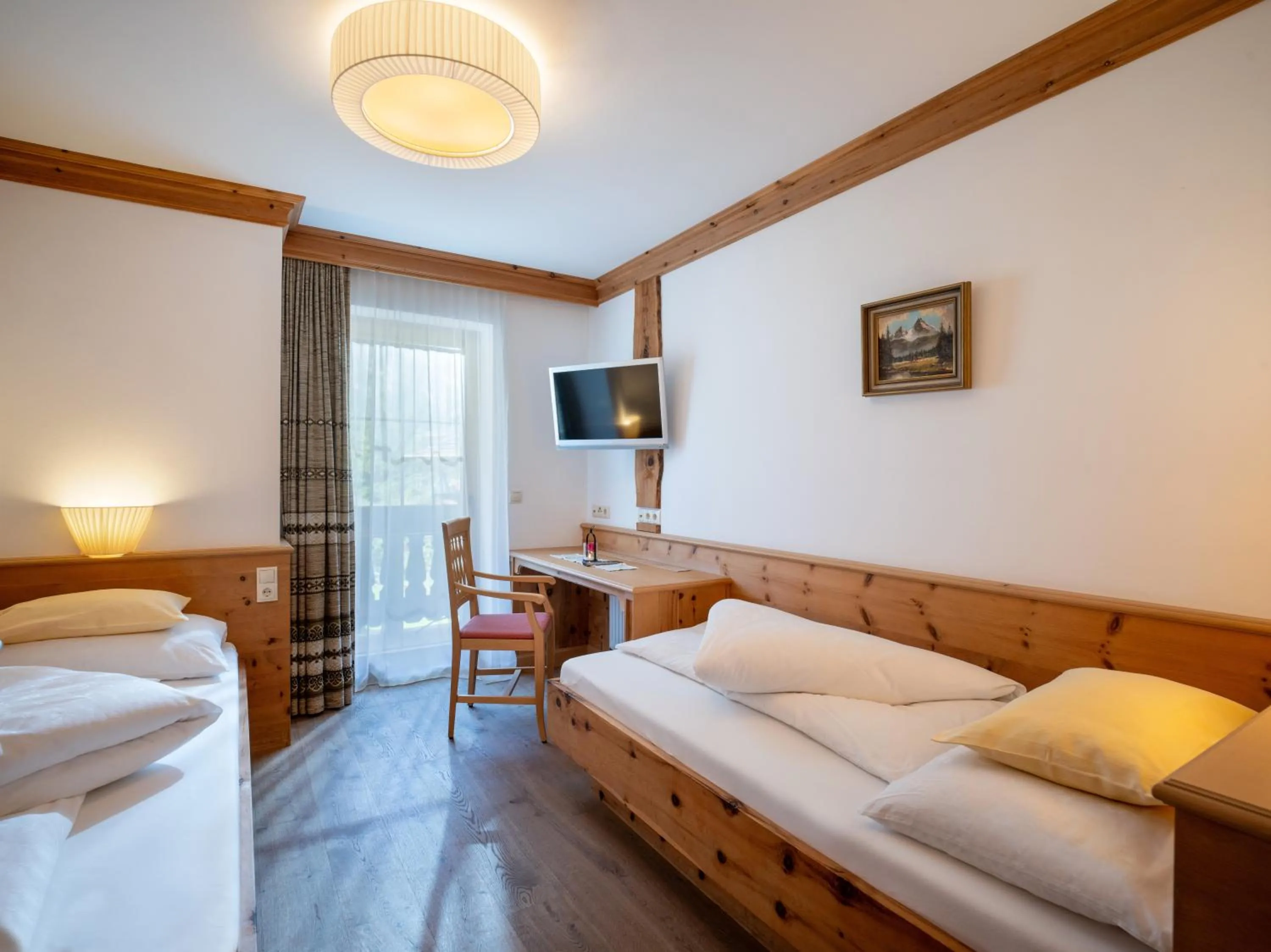 TV and multimedia, Bed in S'Dörfl Chalets