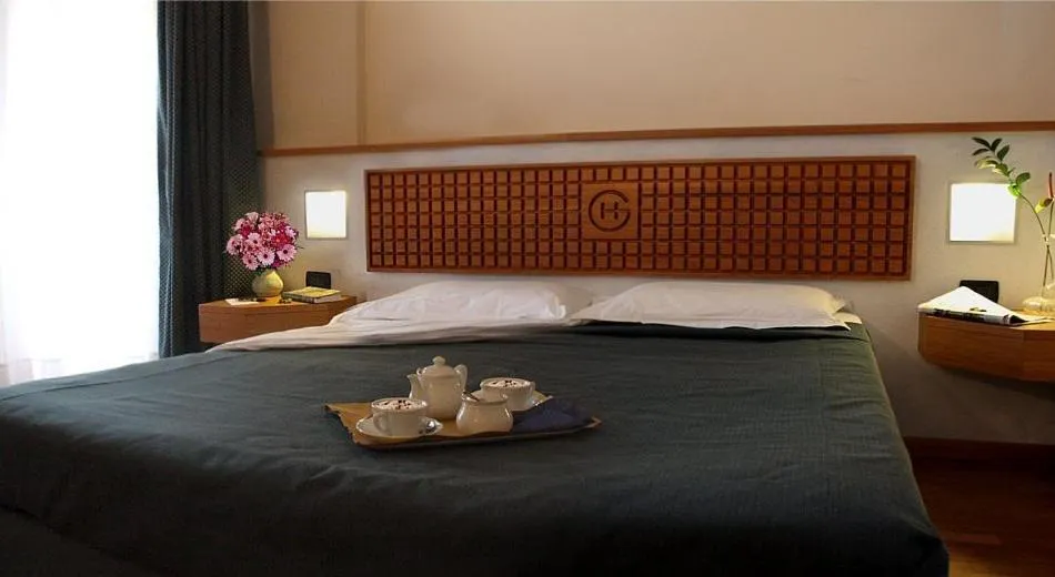 Day, Bed in Hotel Ghibellino