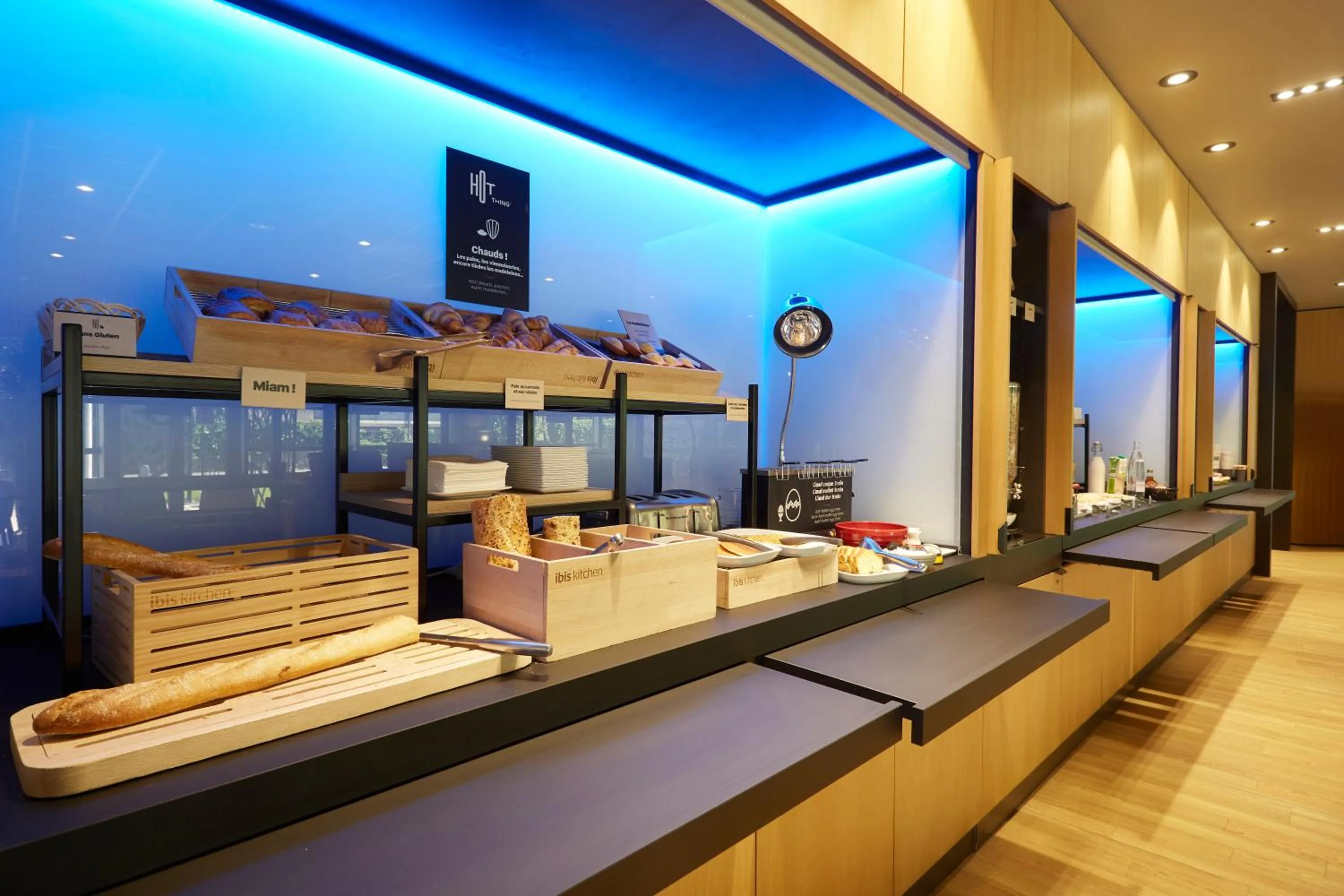 Dining area in ibis Archamps Porte de Genève