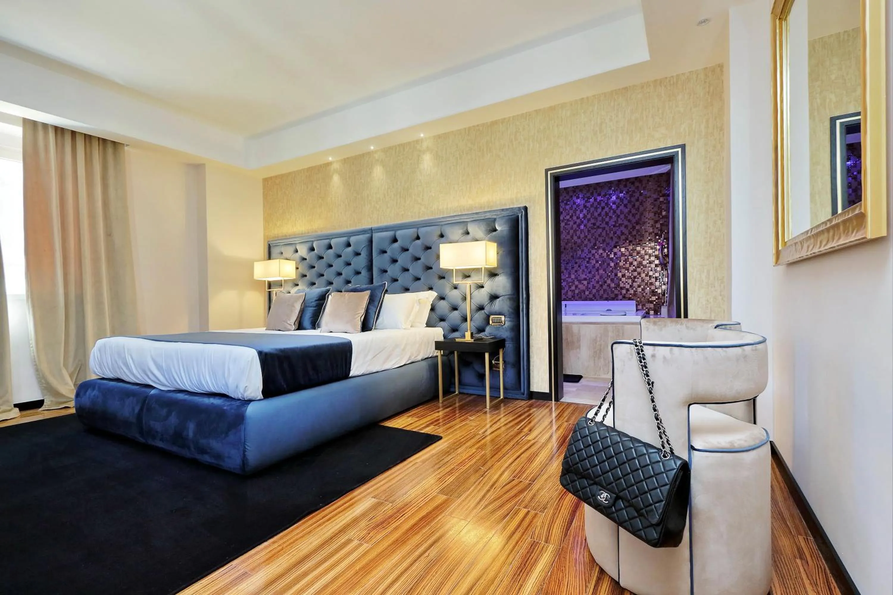 Photo of the whole room, Bed in Spanish Diamond Luxury Suites & Jacuzzi