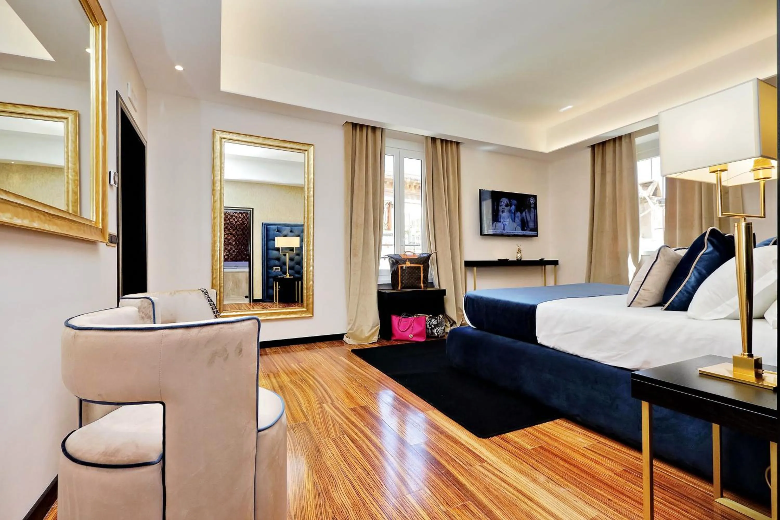 Bedroom, Bed in Spanish Diamond Luxury Suites & Jacuzzi