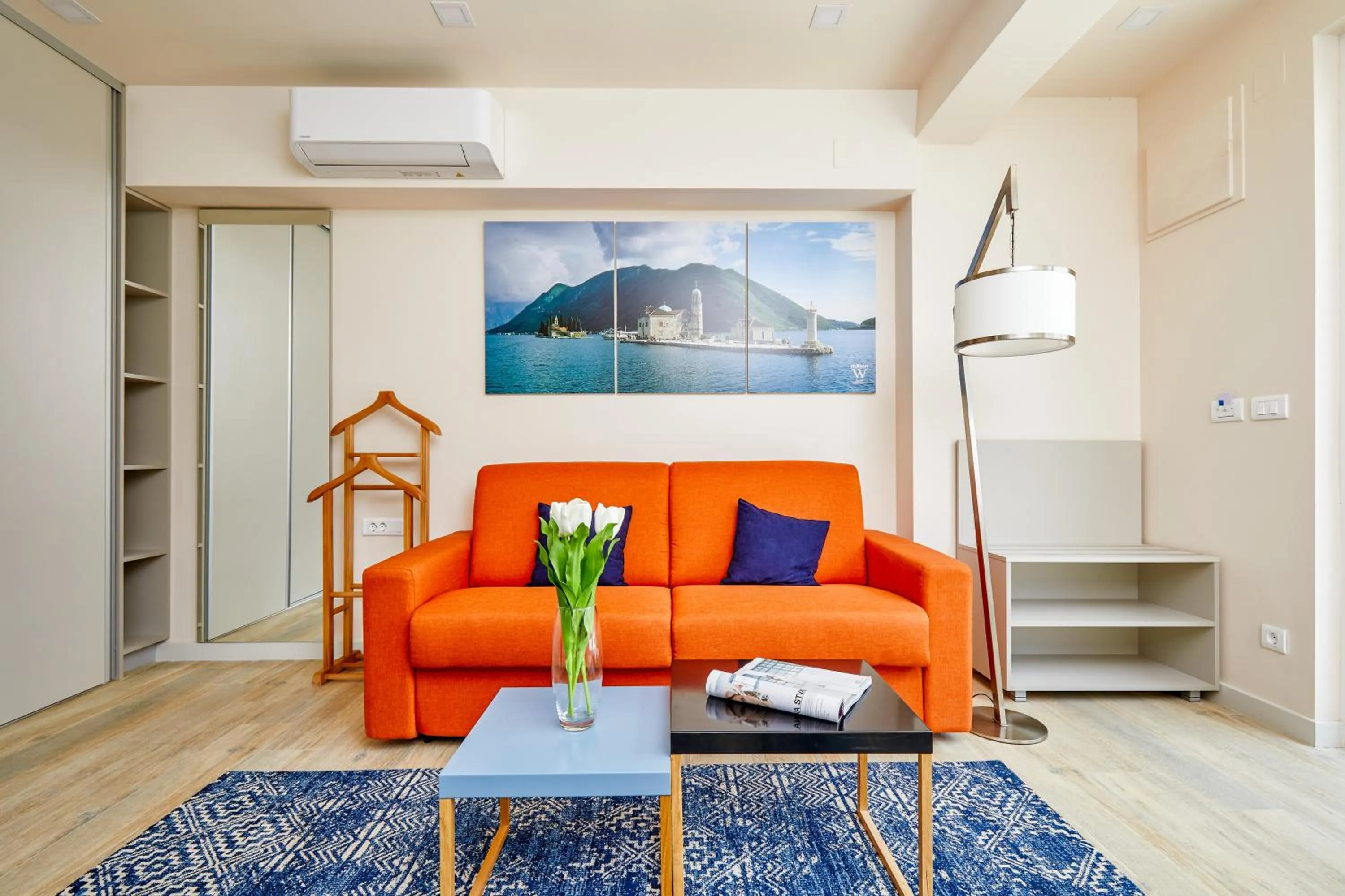 Coffee/tea facilities in MAISON W