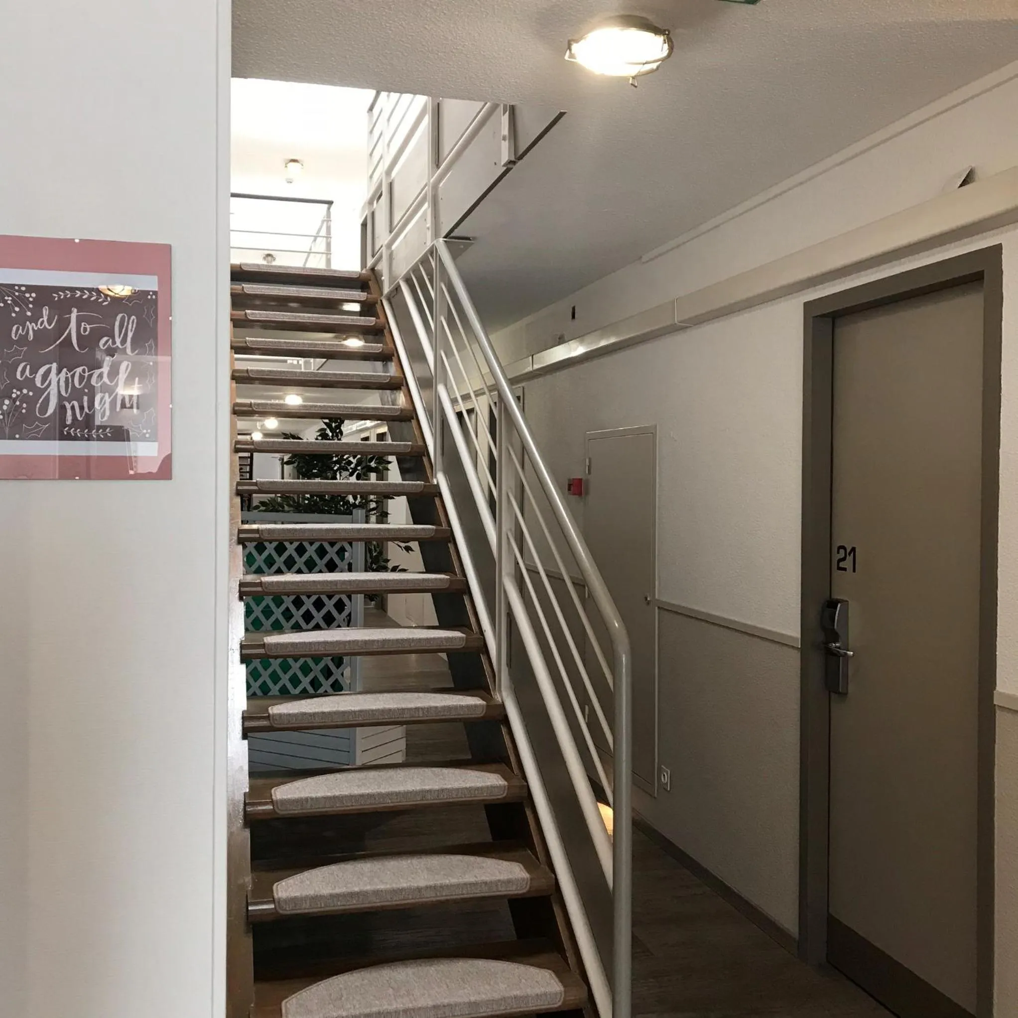 Area and facilities in Contact Hôtel Marseille Aubagne