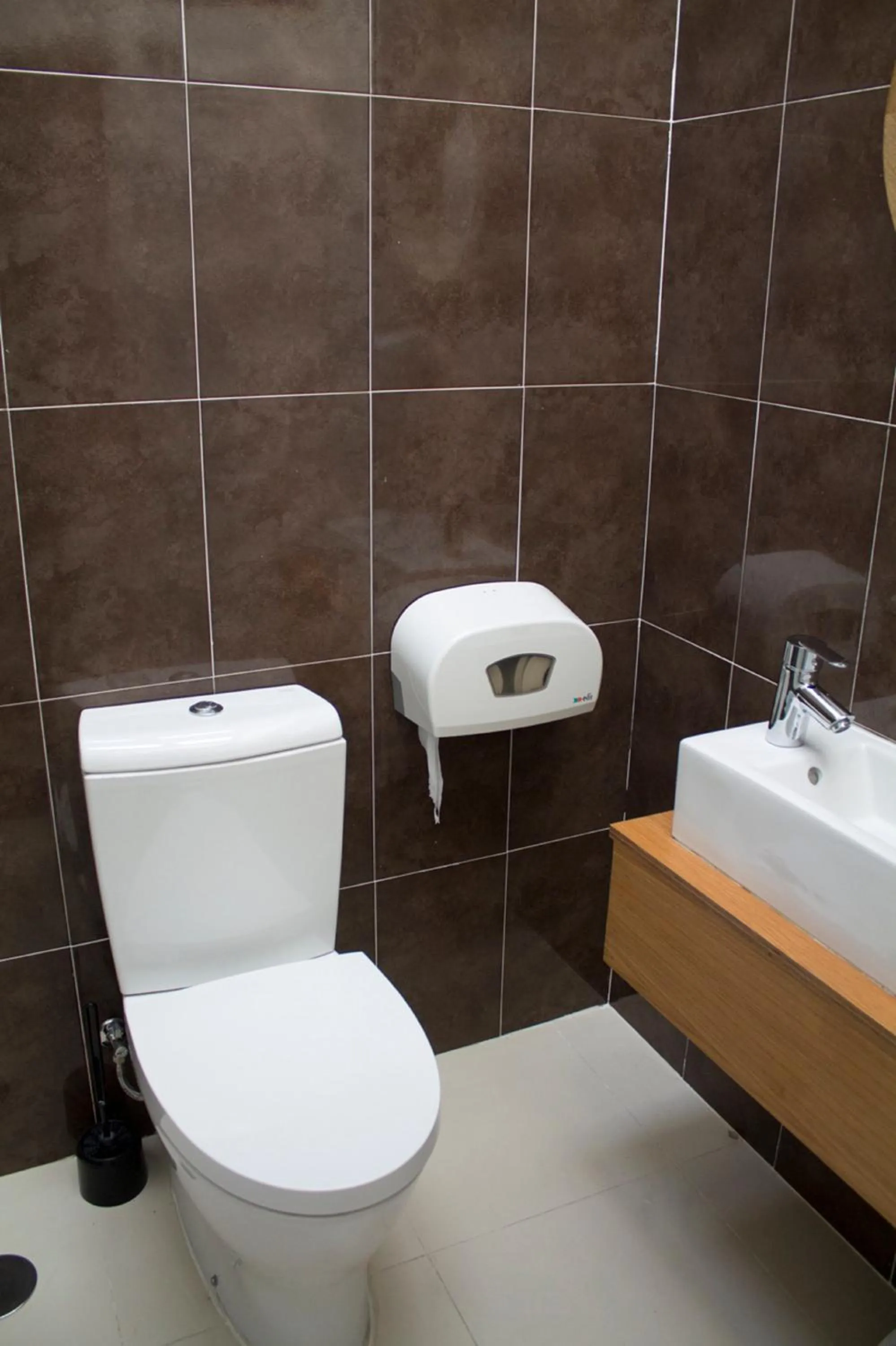 Bathroom in WW Hostel & Suites