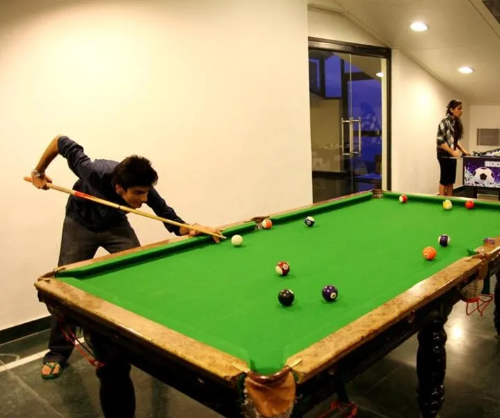 Billiard in Grand View Hotel