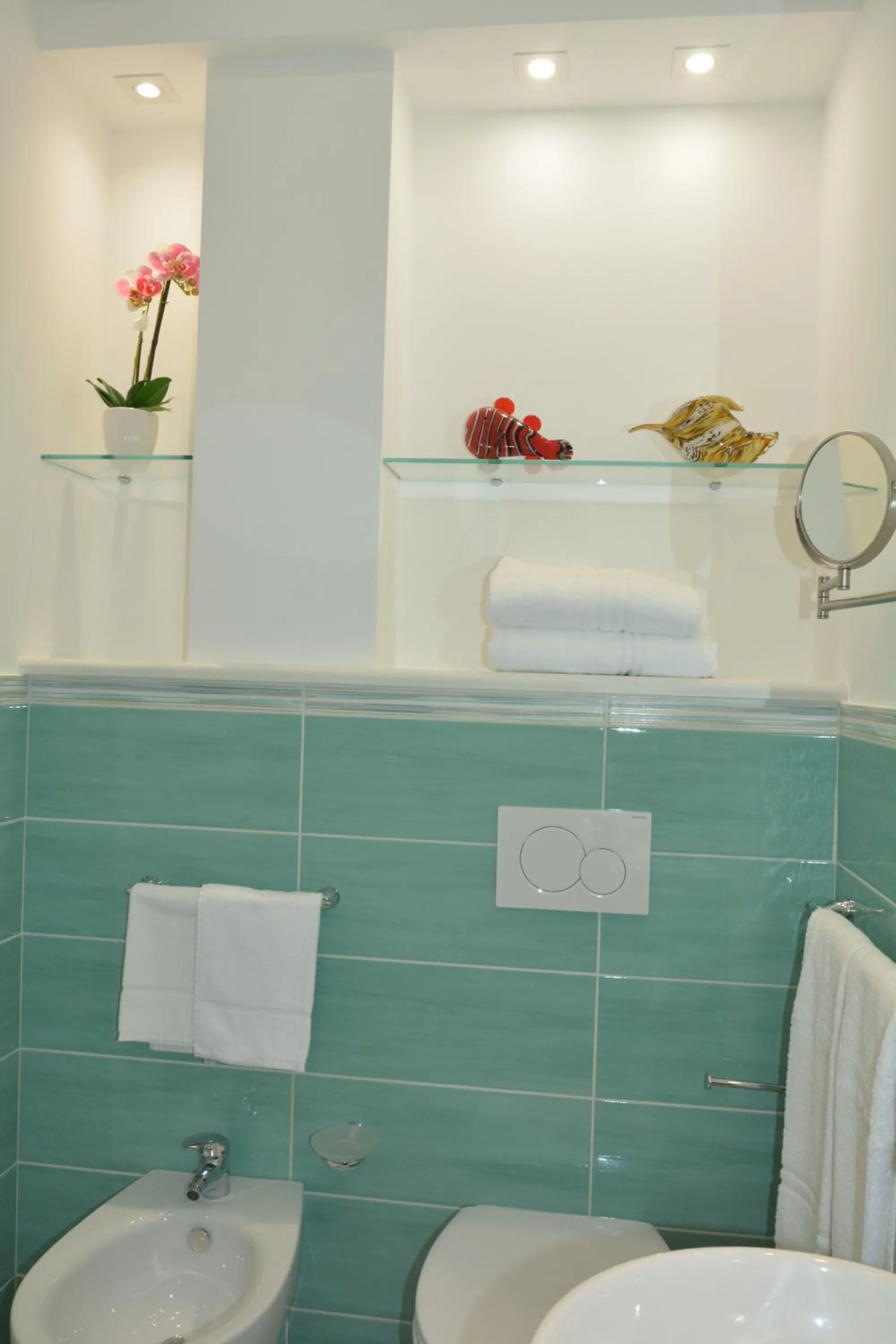 Bathroom in Dreams Tropea Mare "Parking Private"