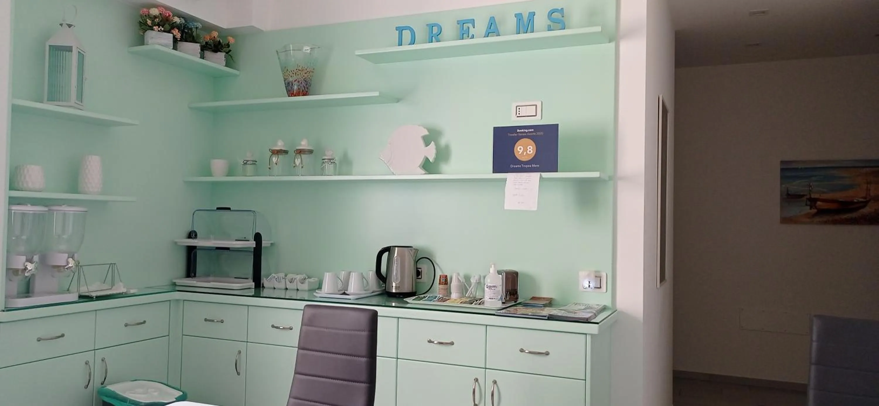 Coffee/tea facilities in Dreams Tropea Mare "Parking Private"