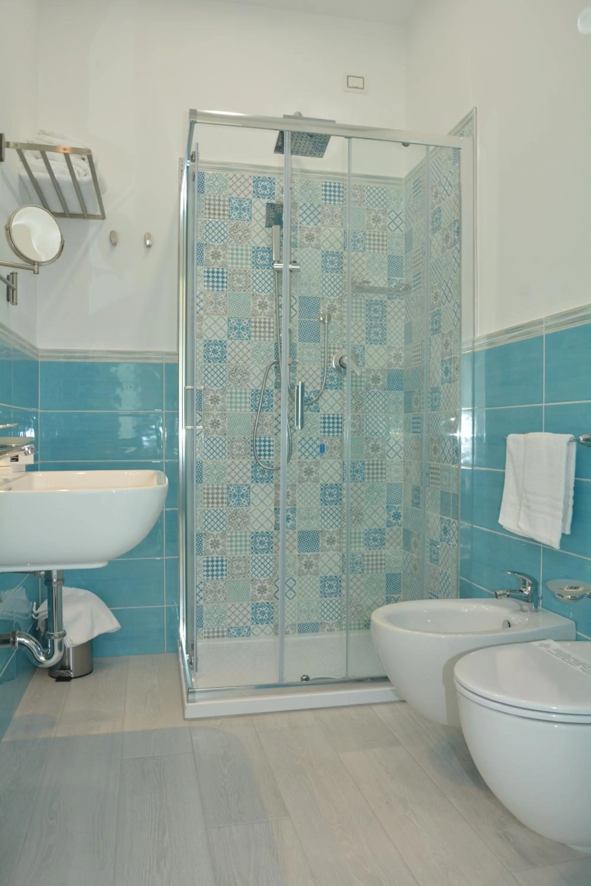 Bathroom in Dreams Tropea Mare "Parking Private"