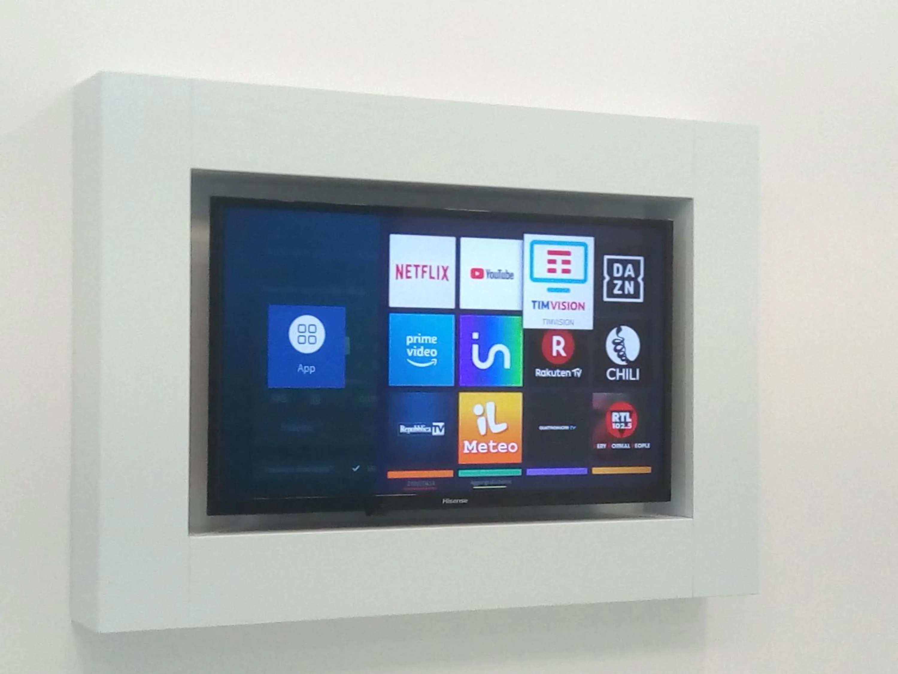 TV and multimedia in Dreams Tropea Mare "Parking Private"