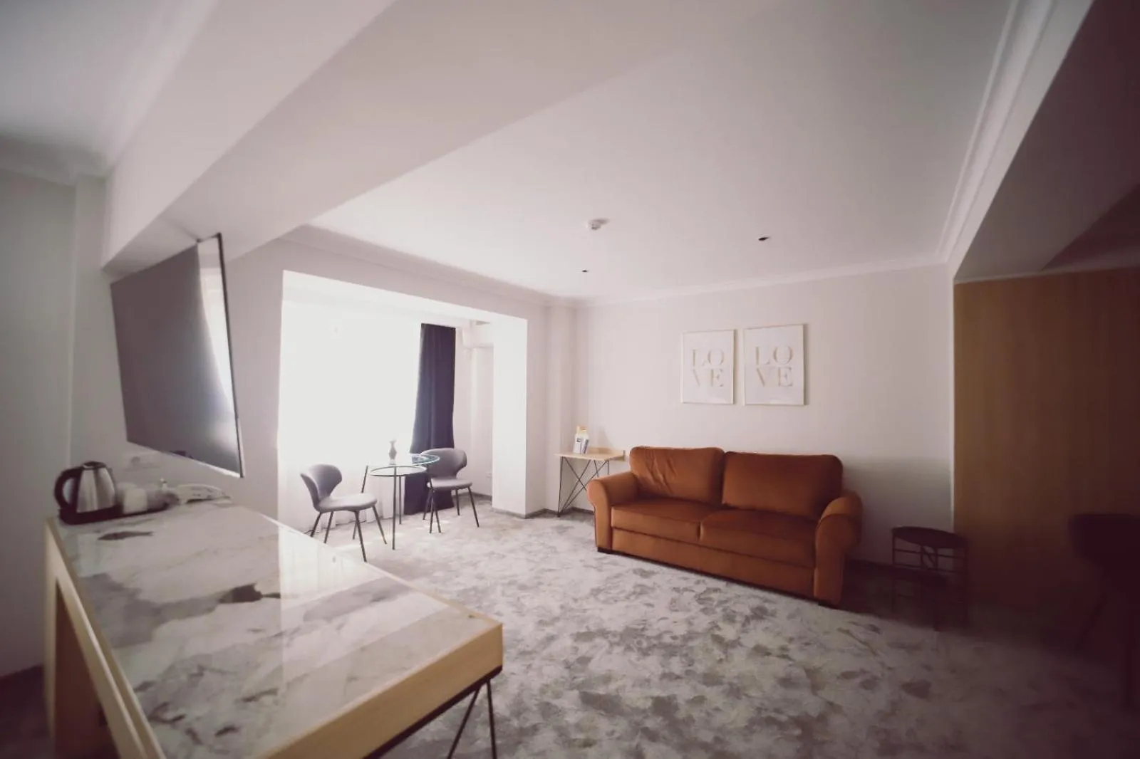 Property building, Bed in Hotel Dumbrava