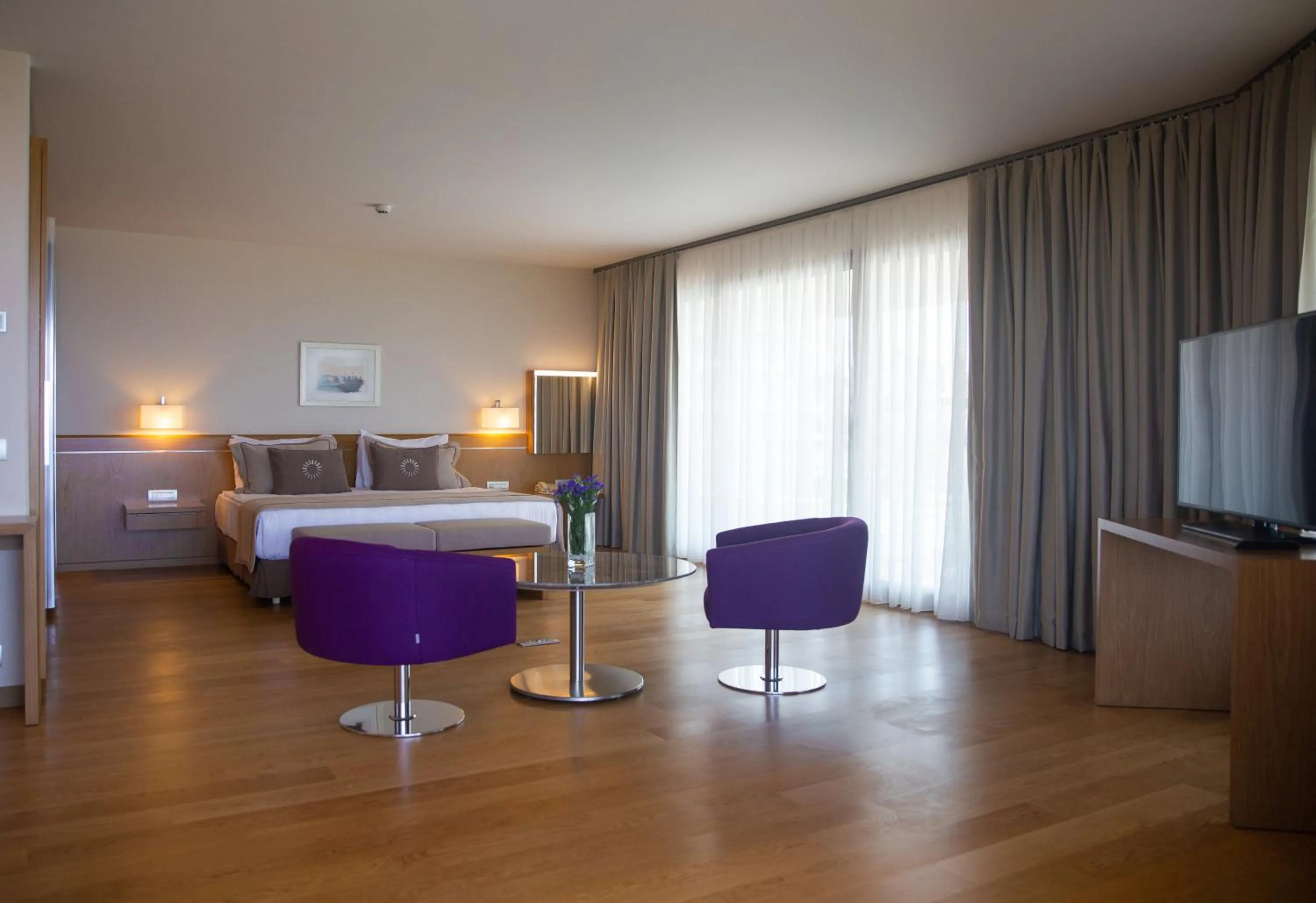 TV and multimedia, Bed in ON'LIVE HOTEL