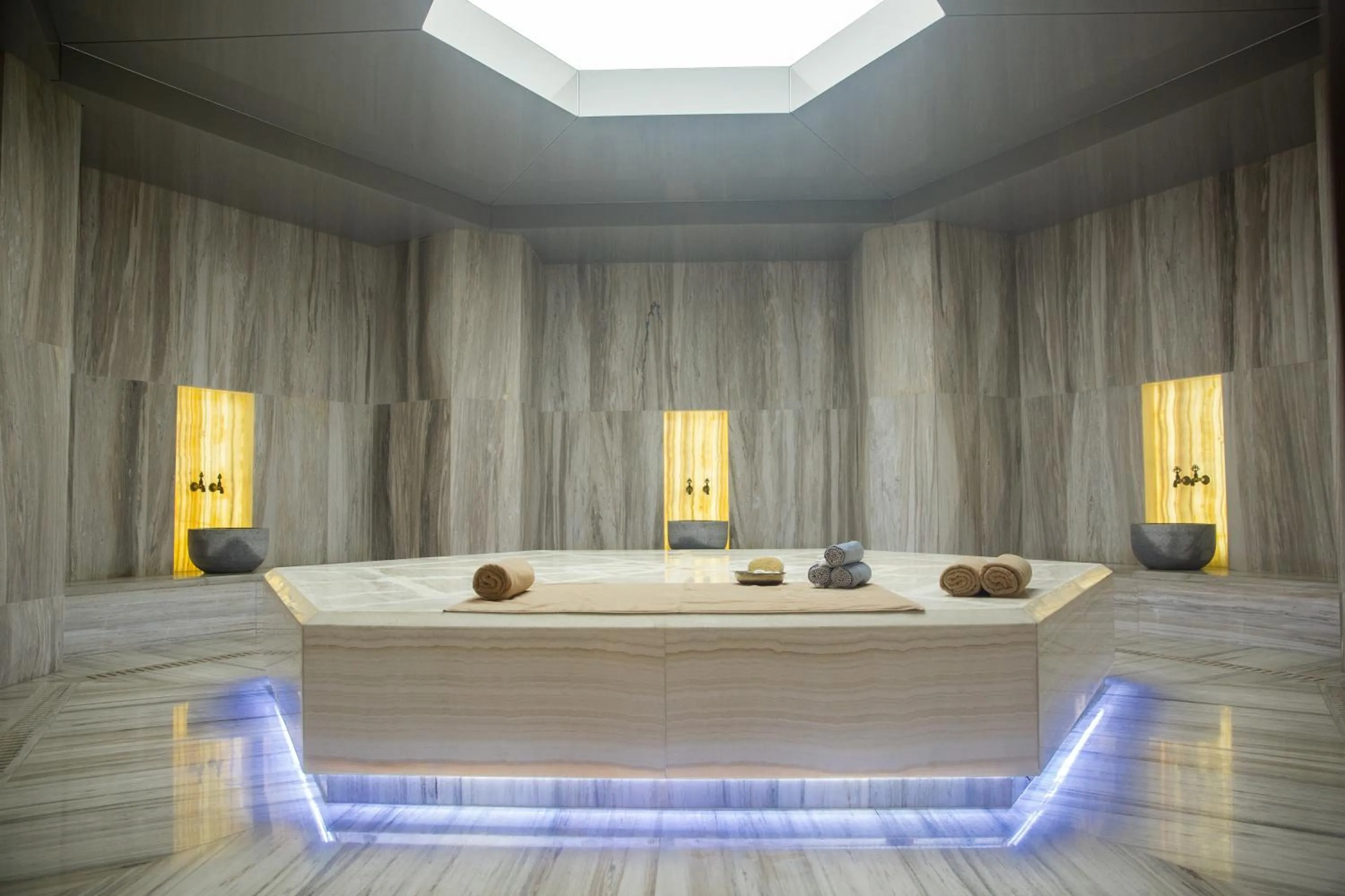 Steam room in ON'LIVE HOTEL